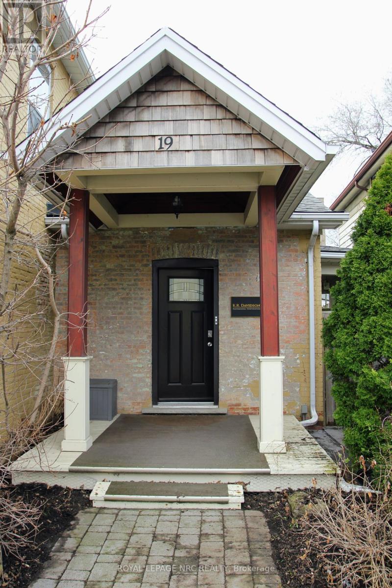 19 COURT STREET