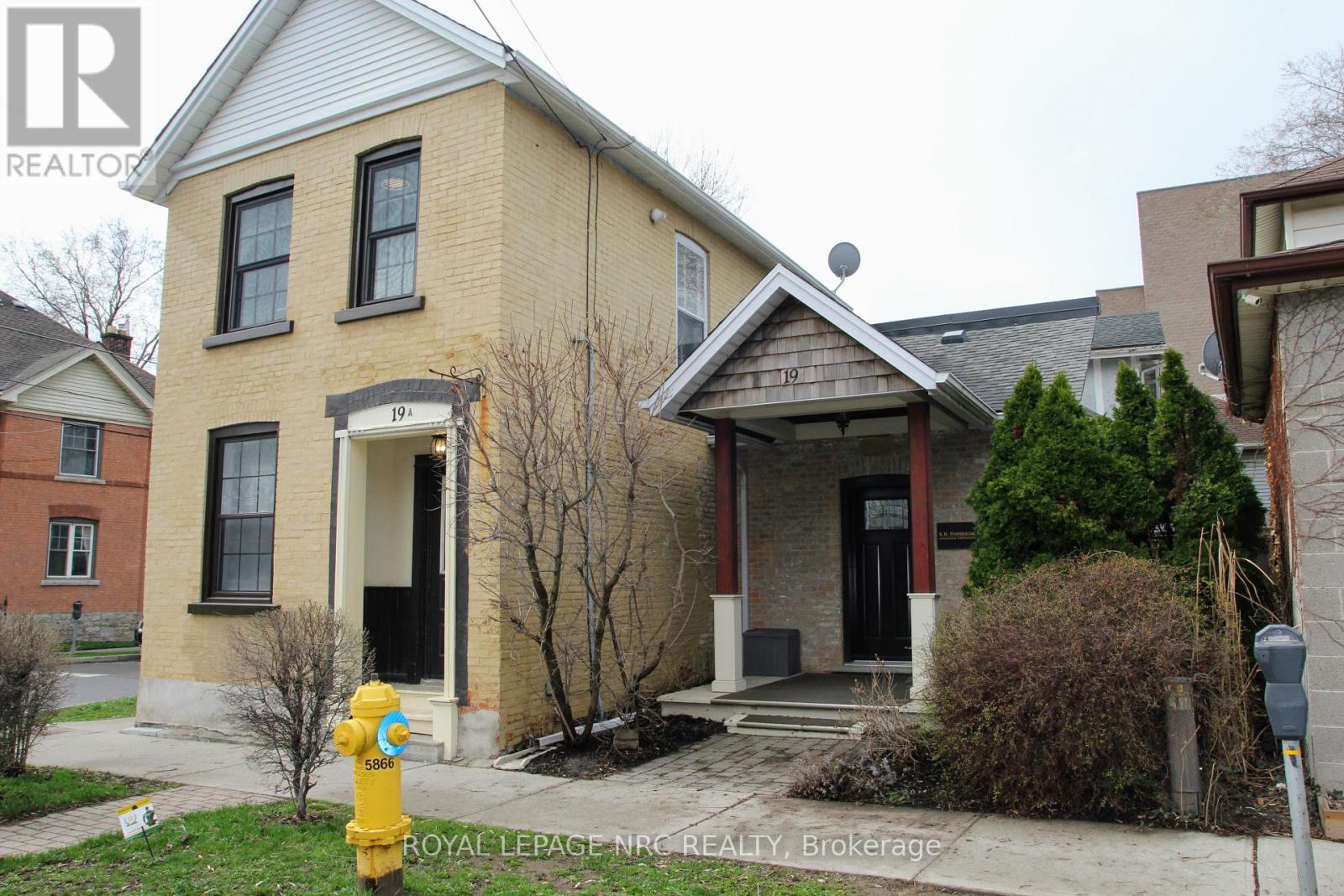19 COURT STREET
