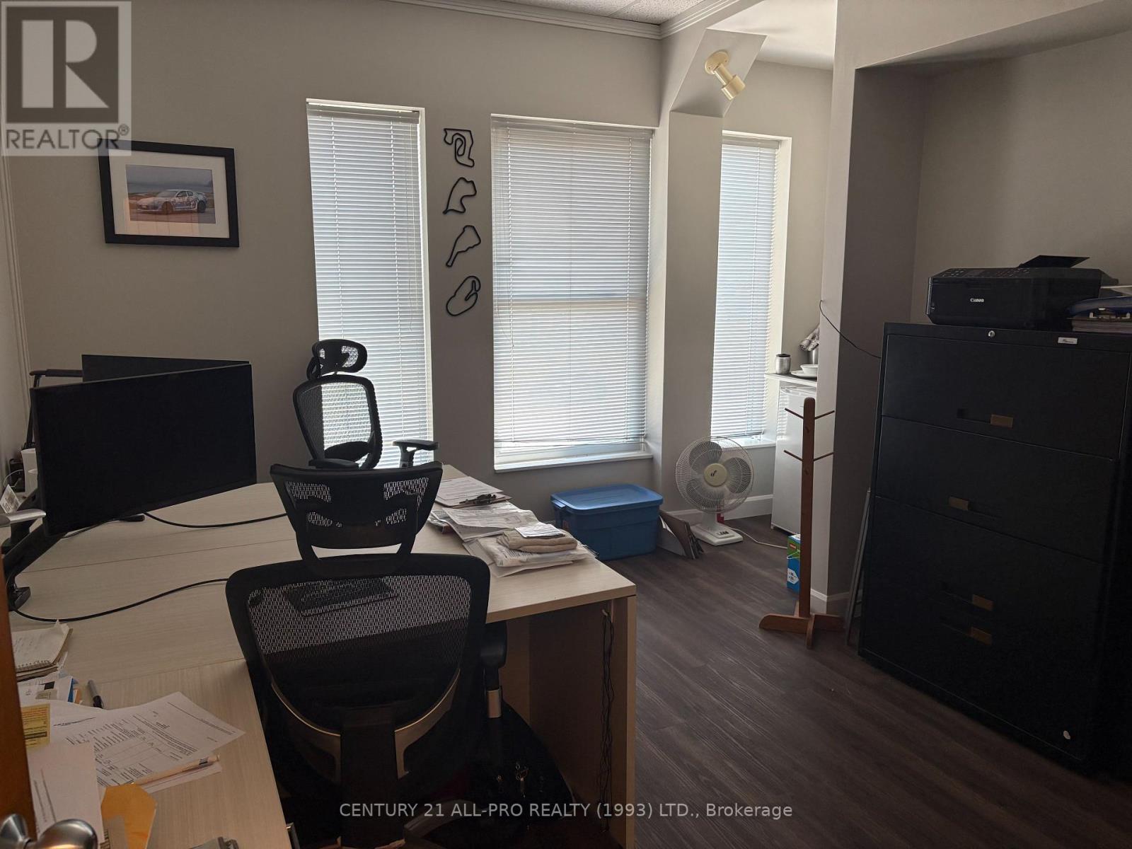 1F – 609 WILLIAM STREET