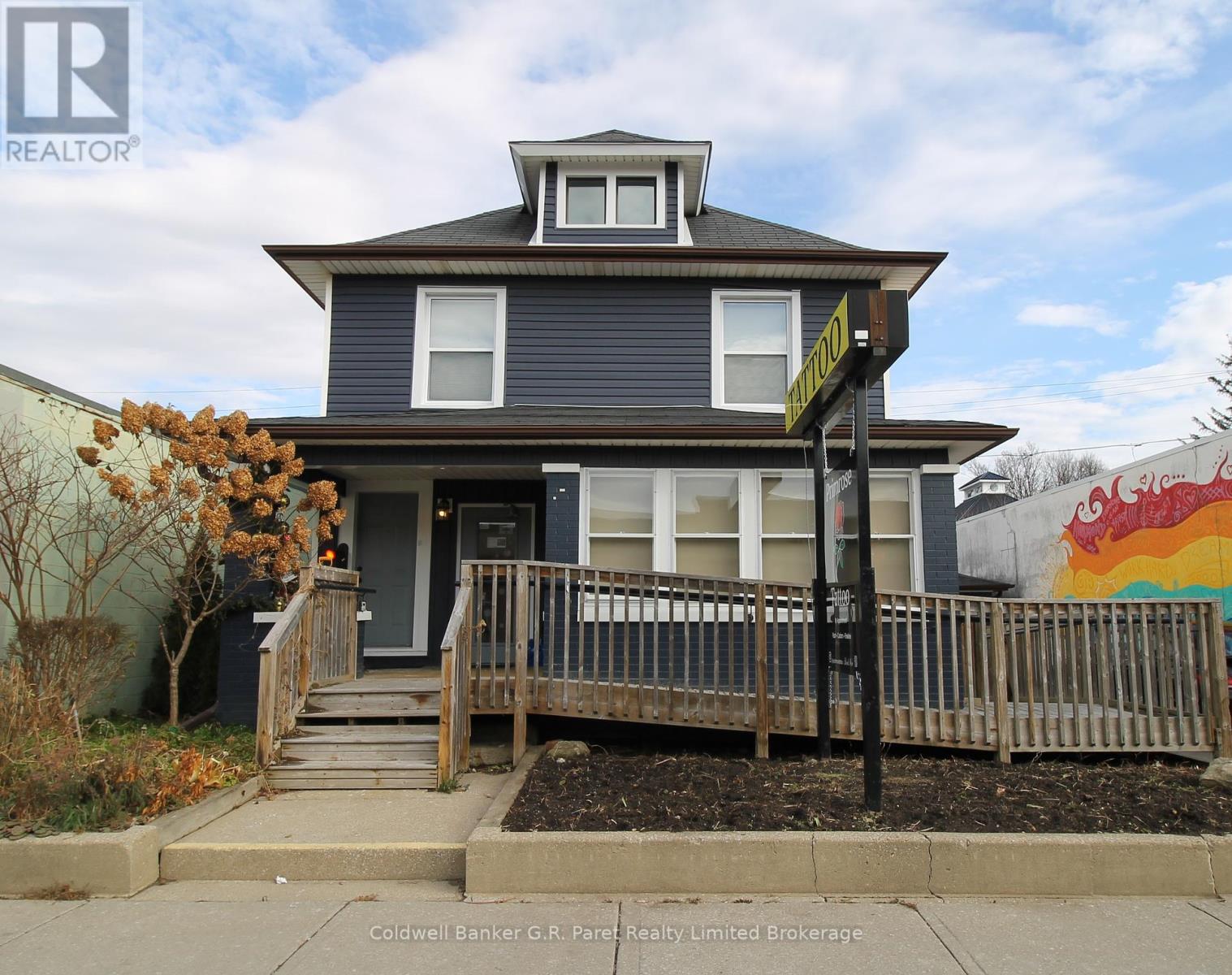 39 NORFOLK STREET N