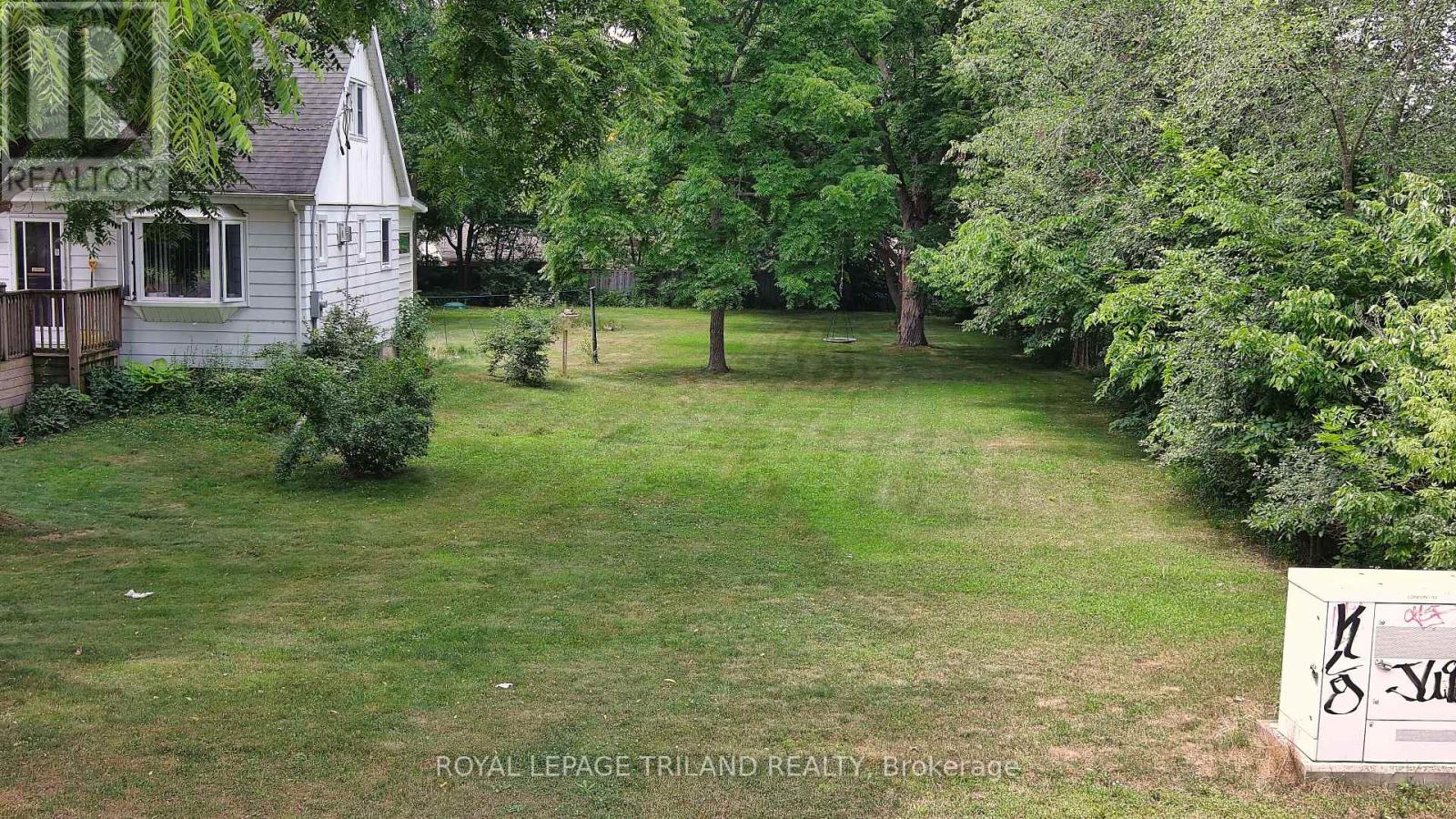 385 KENMORE PLACE