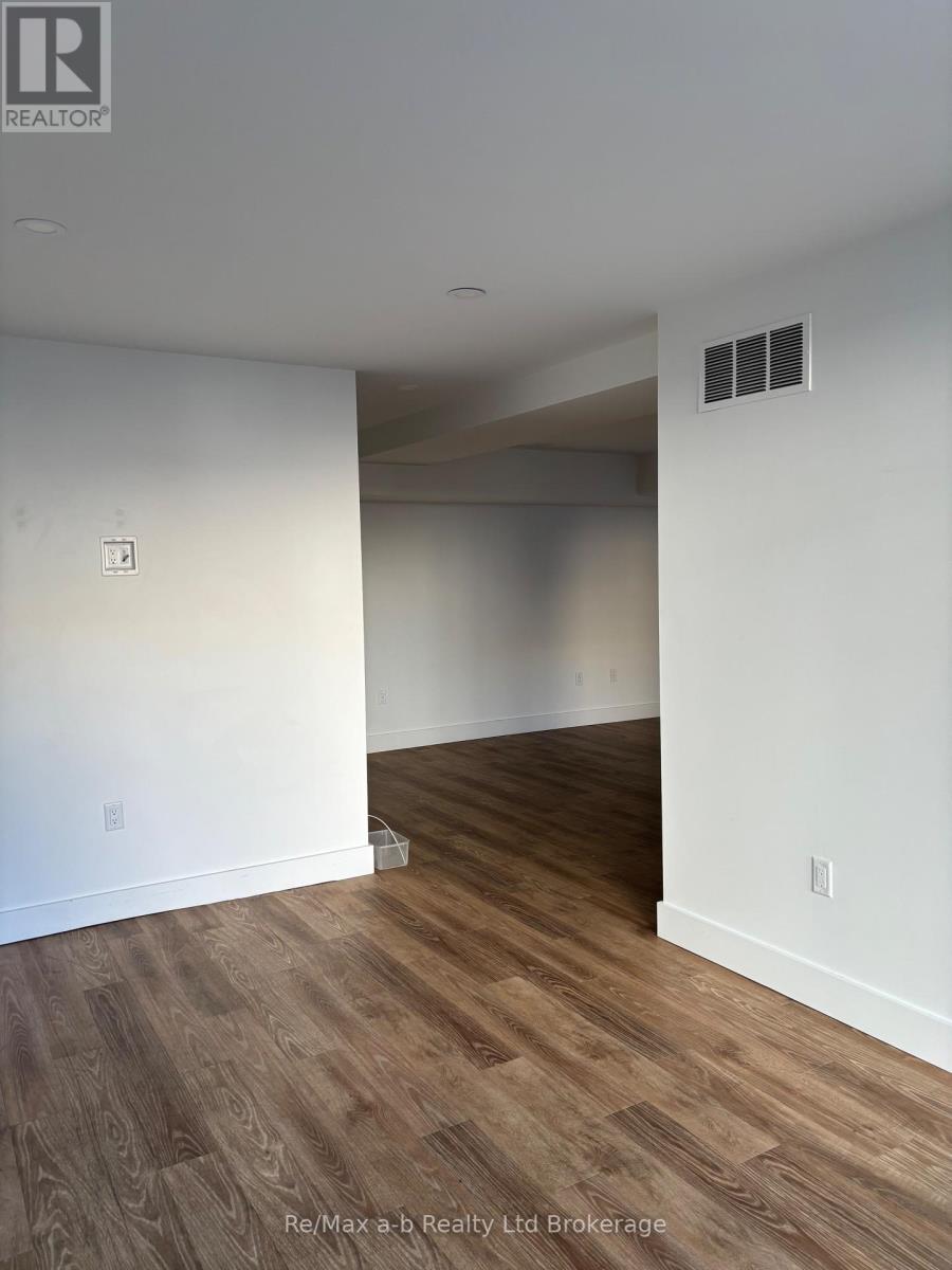 102 – 145 ONTARIO STREET