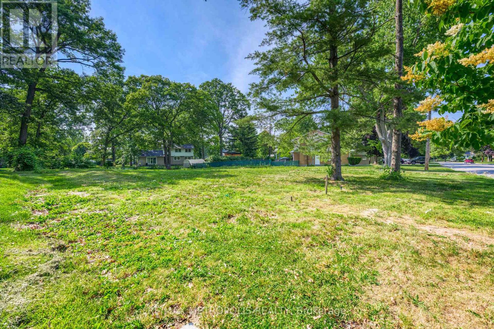 1307-S RIDGEWOOD DRIVE