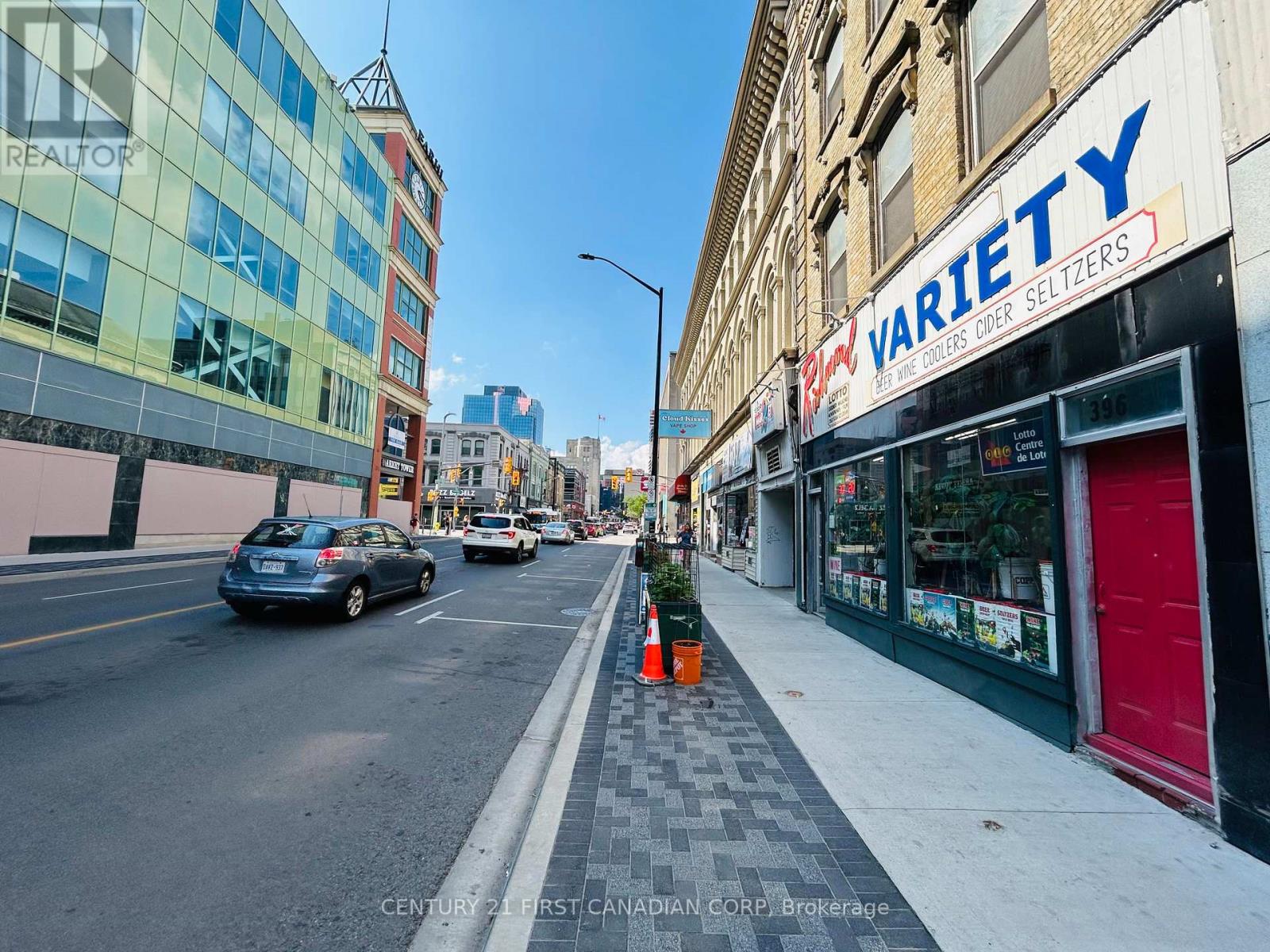 396 RICHMOND STREET
