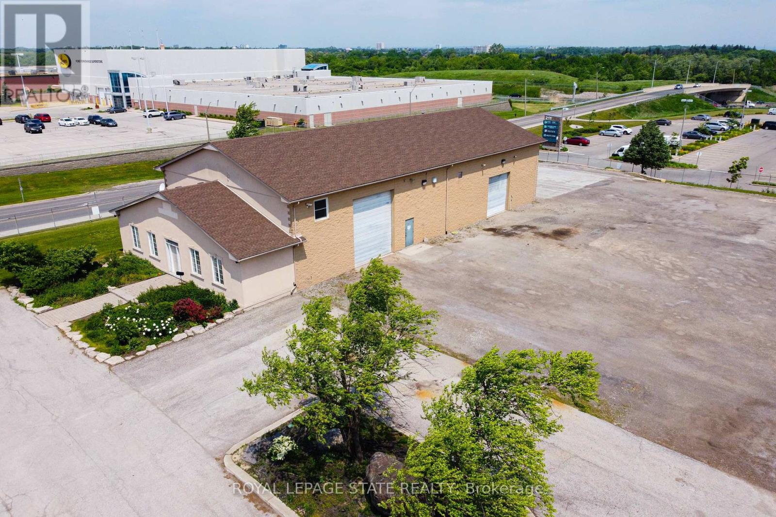 1625 STONE CHURCH ROAD E