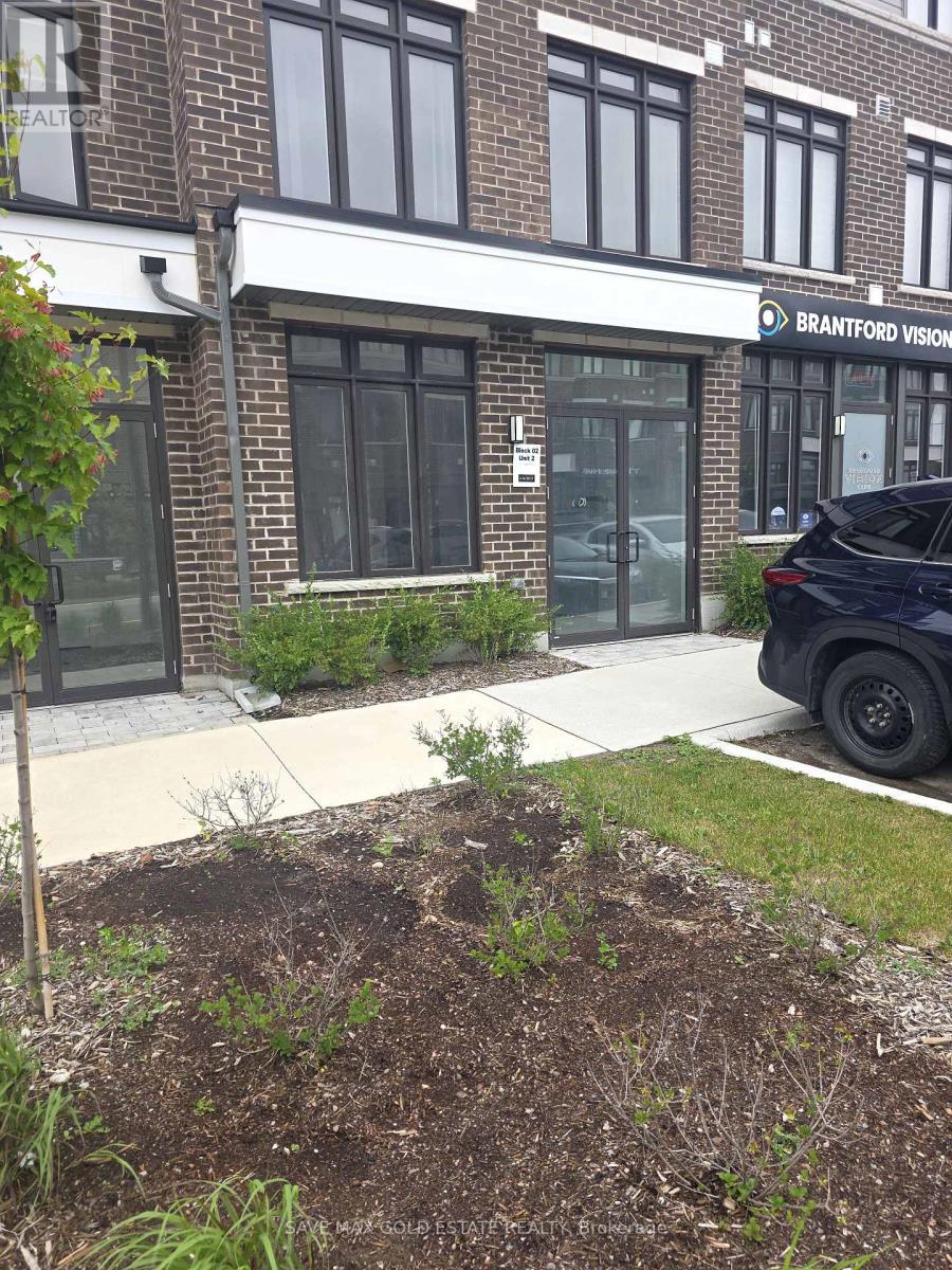 202 – 585 COLBORNE STREET