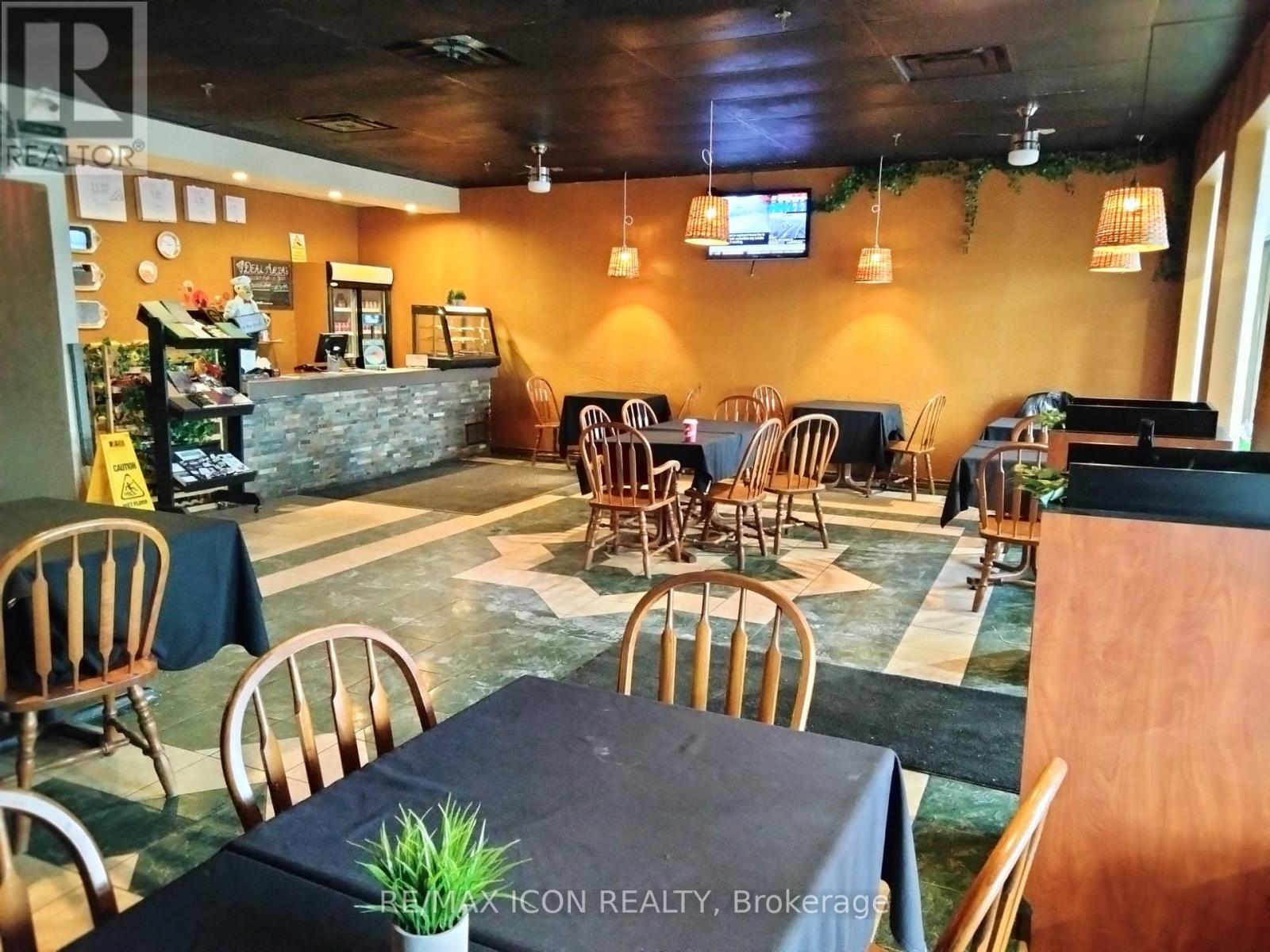 10 & 11 – 775 SOUTHDALE RD ROAD E