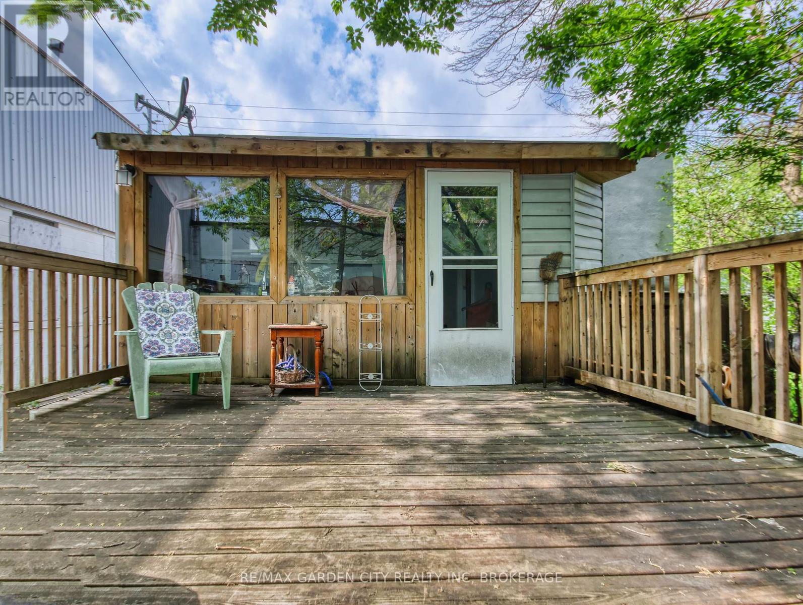 144 WELLAND AVENUE