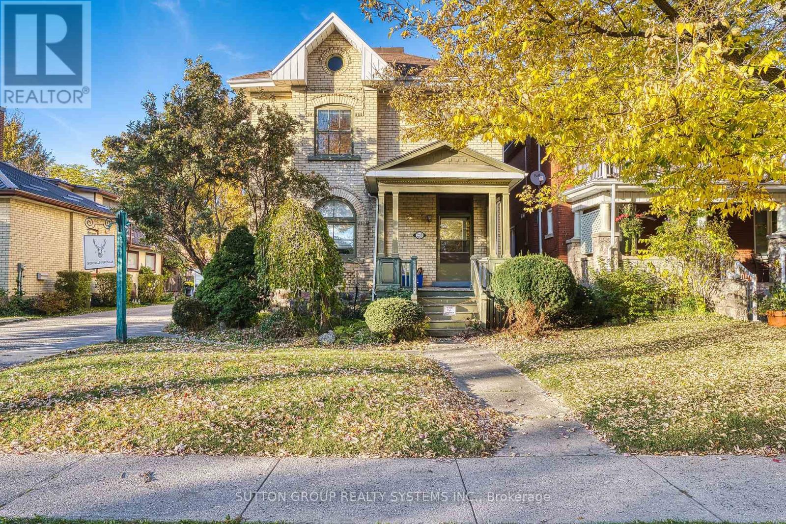 258 ONTARIO STREET