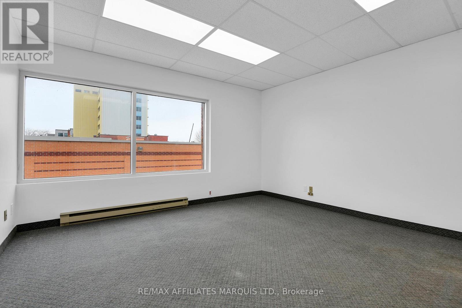 UPSTAIRS/OFFICE ROOM 6 – 41 SECOND STREET W