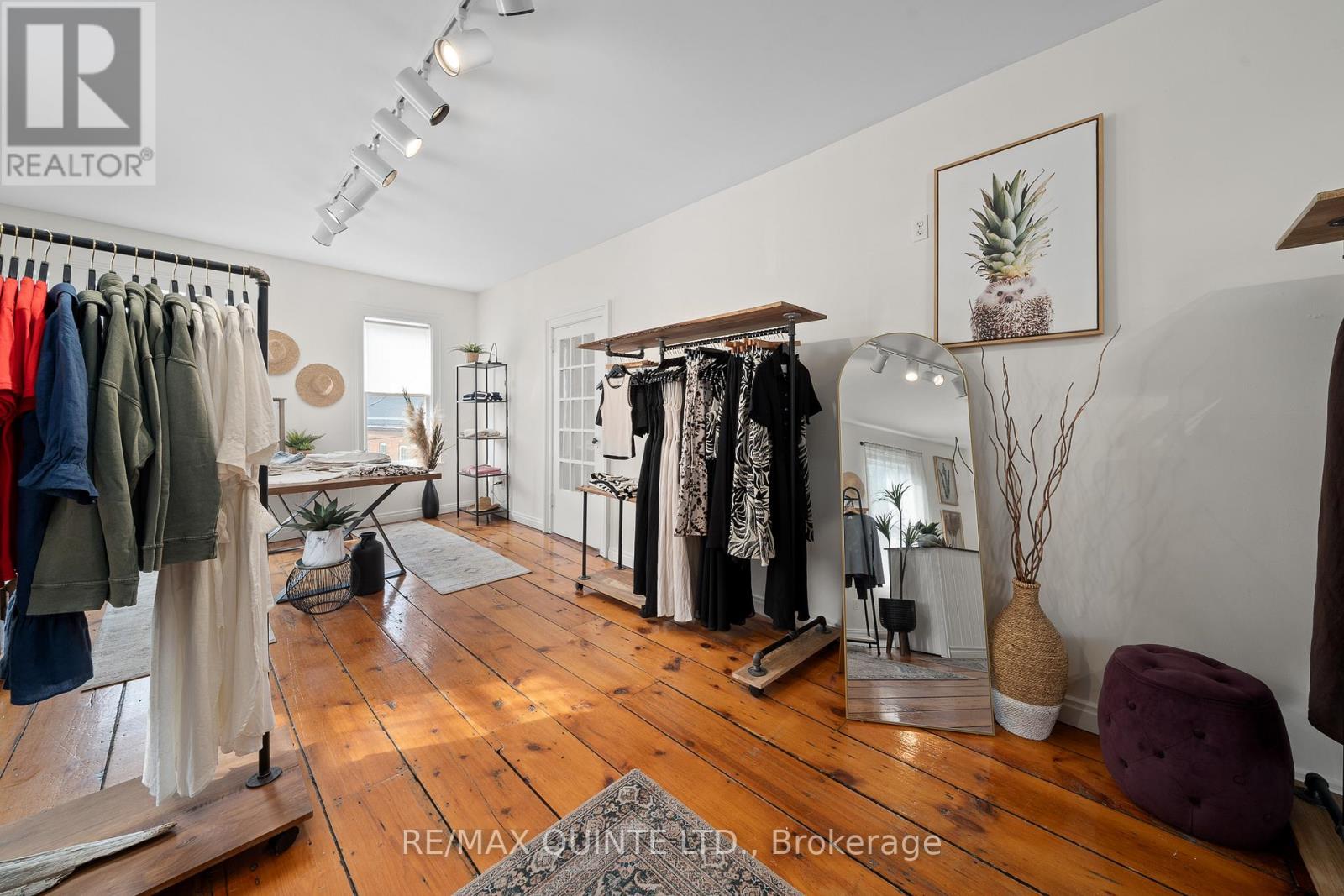 286 BLOOMFIELD MAIN STREET