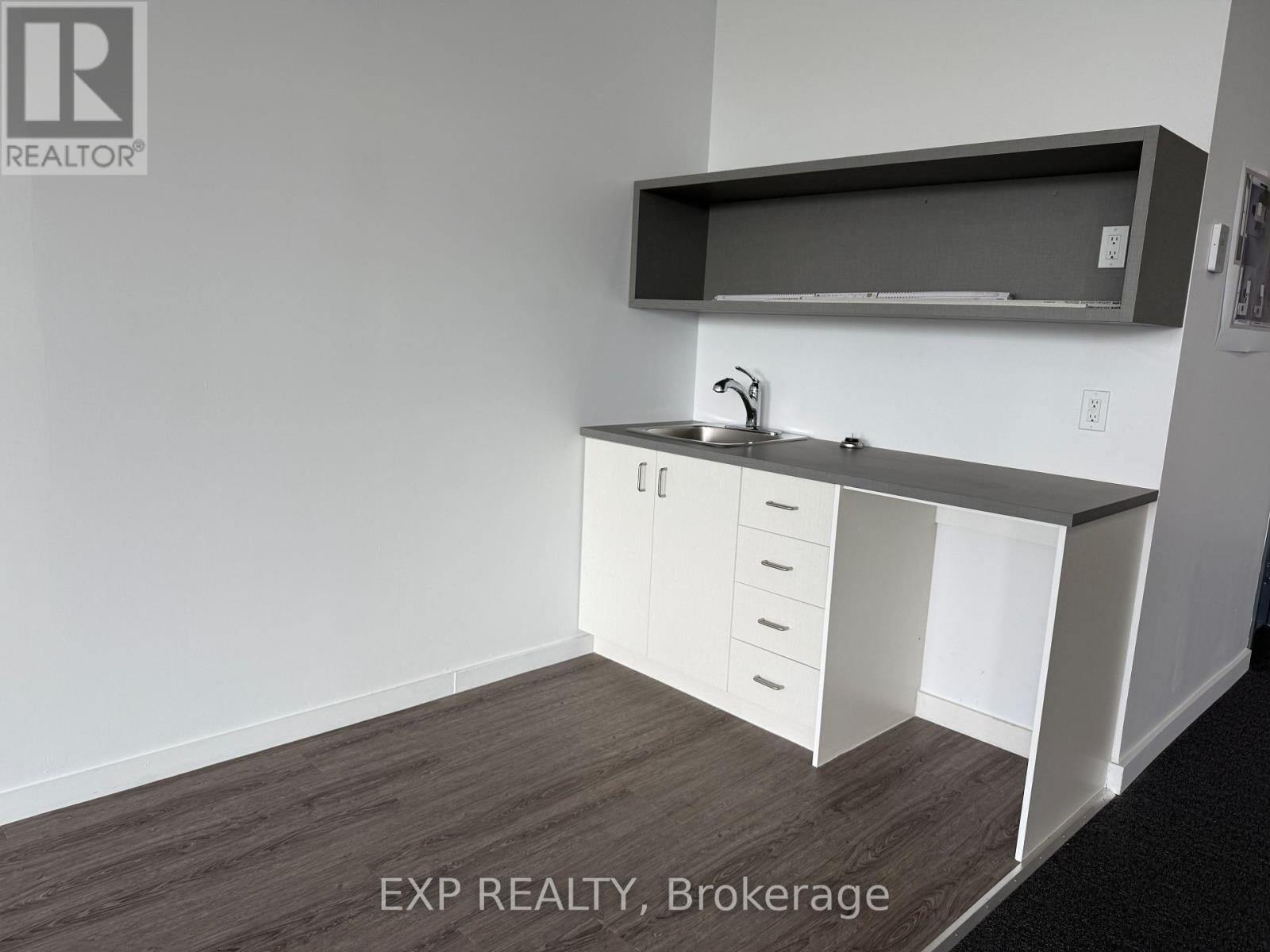 113+213 – 65 DENZIL DOYLE COURT