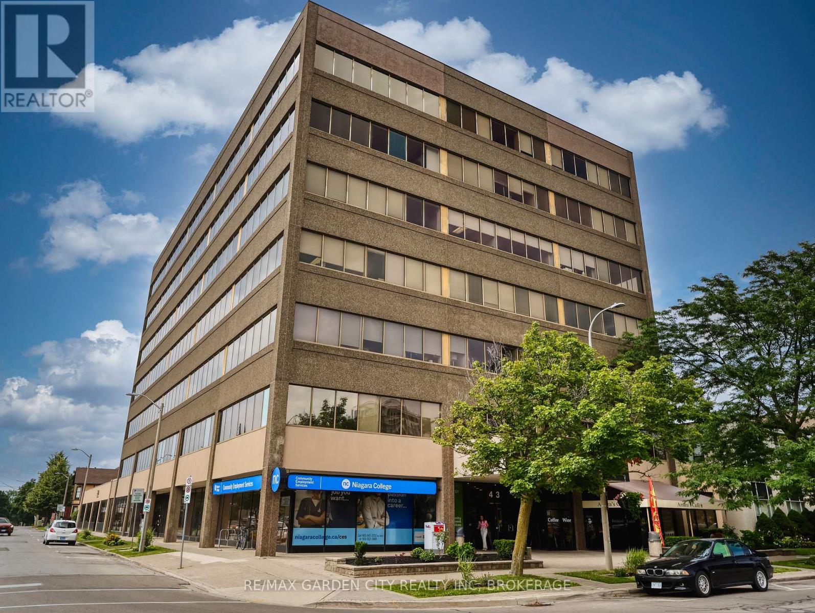 504 – 43 CHURCH STREET