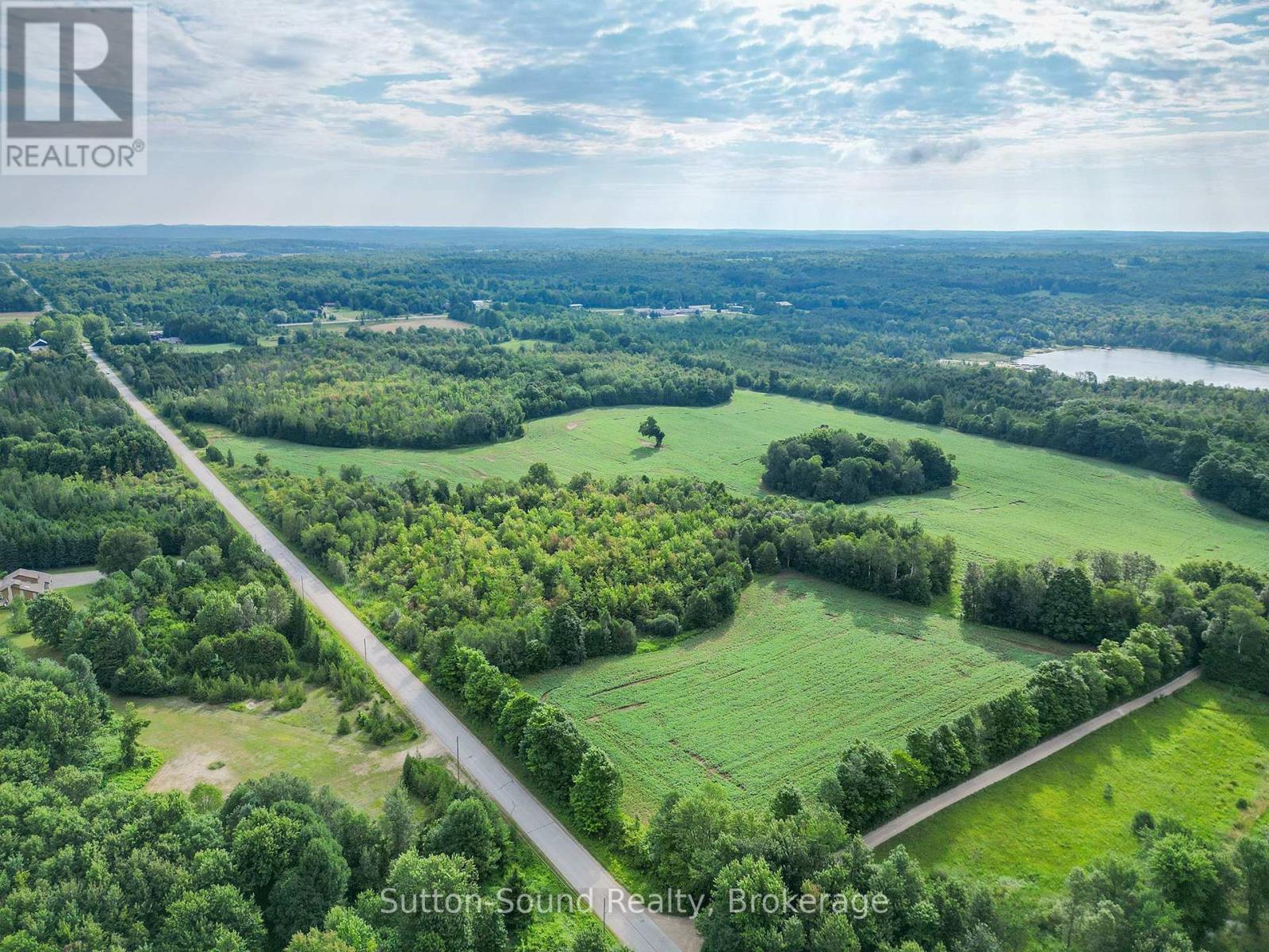 PL11-12 10 SIDE ROAD