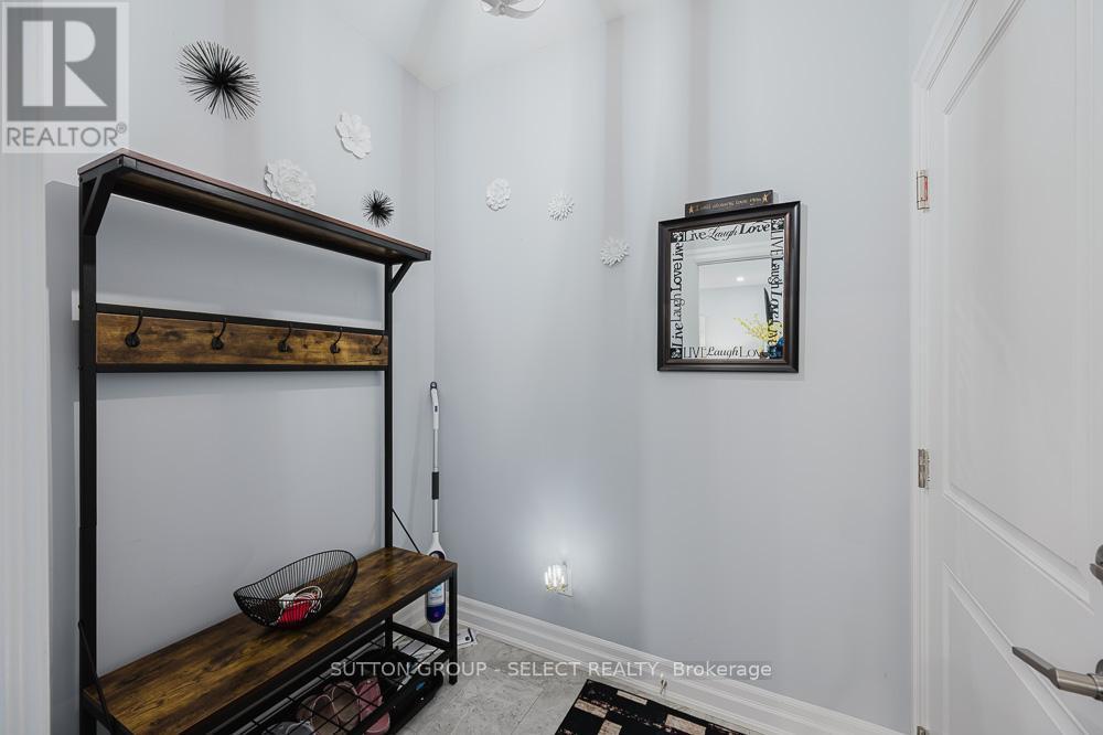 432 – 9861 GLENDON DRIVE