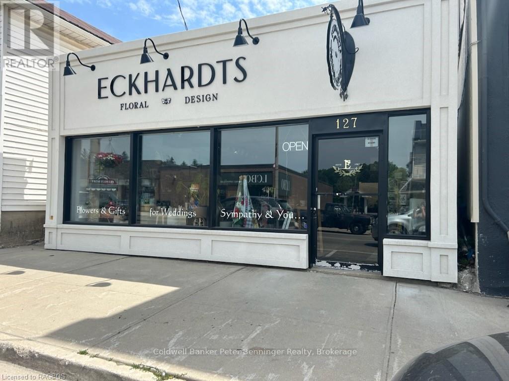 127 GARAFRAXA STREET S