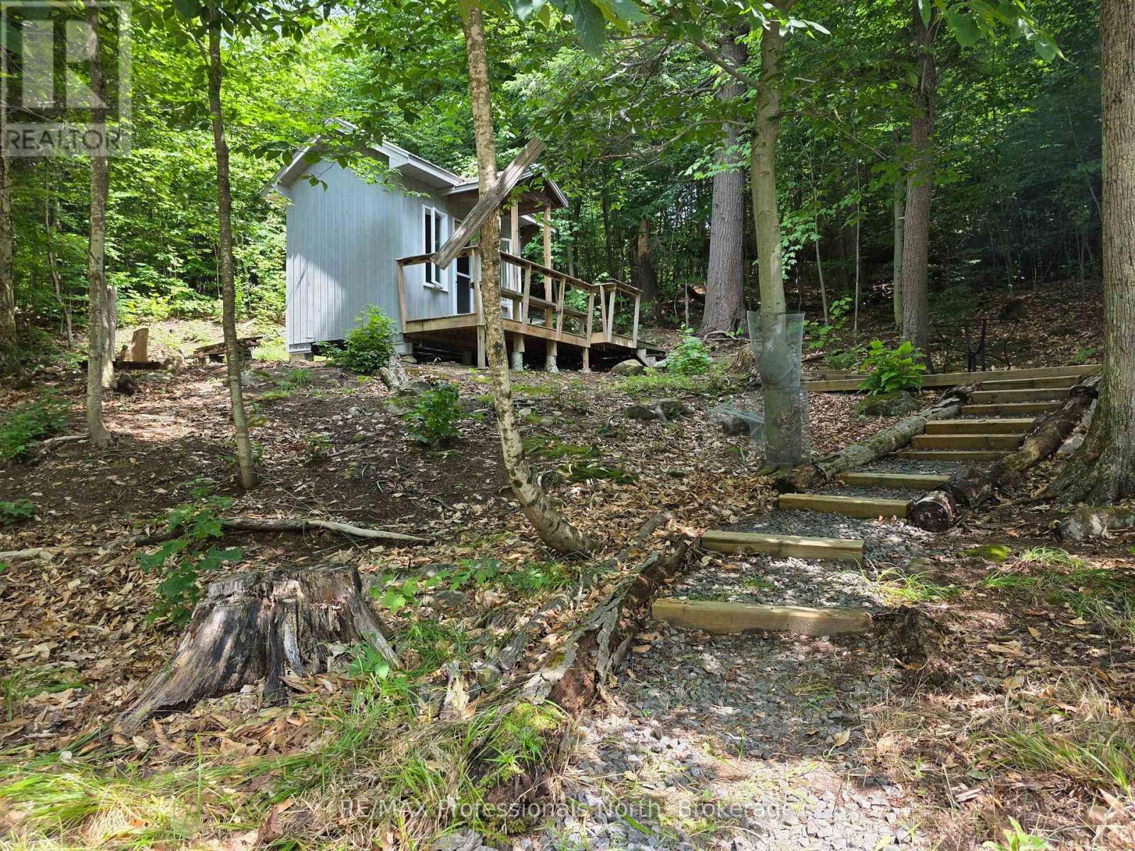 208 NORTH BAY LAKE ROAD