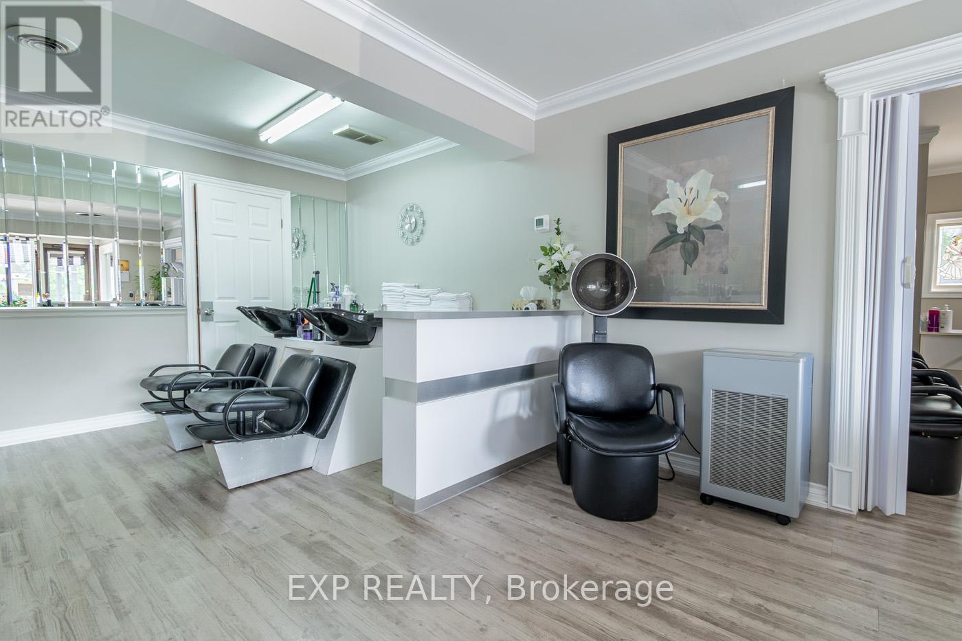 126 TOWN LINE ROAD W