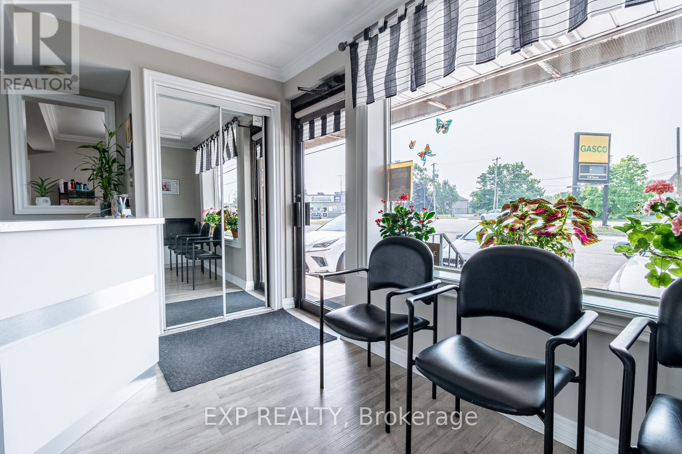 126 TOWN LINE ROAD W