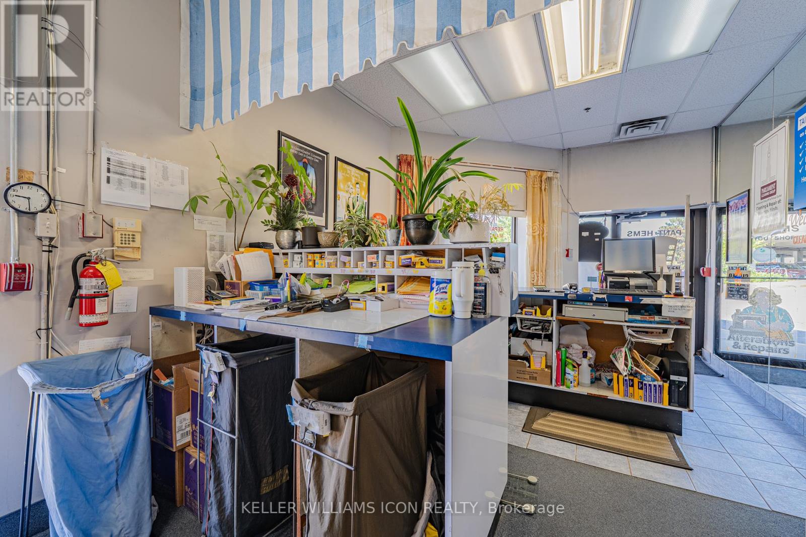 54B – 2121 CARLING AVENUE