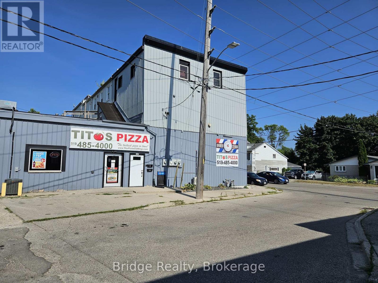 51 KING STREET E