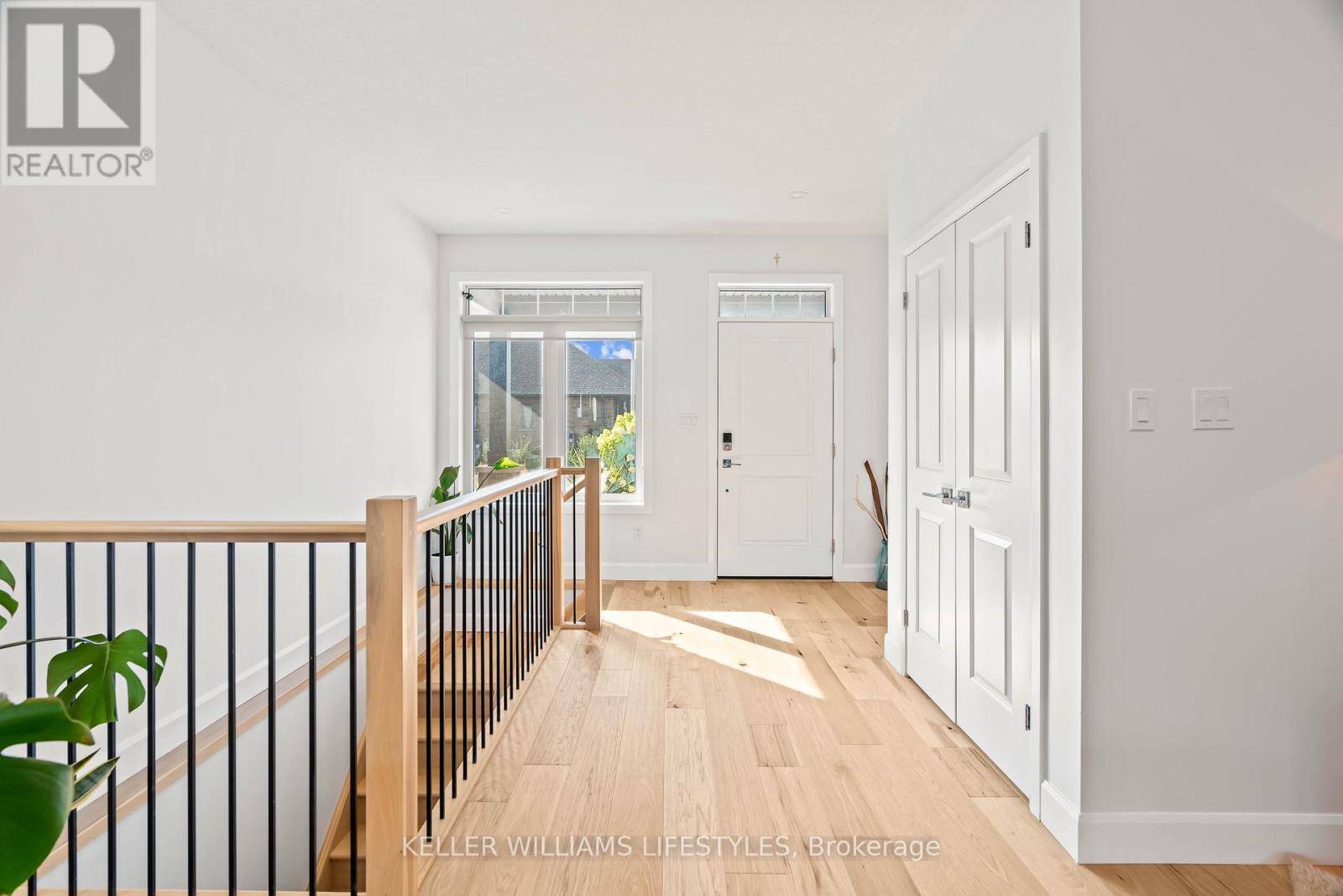 31 – 159 COLLINS WAY