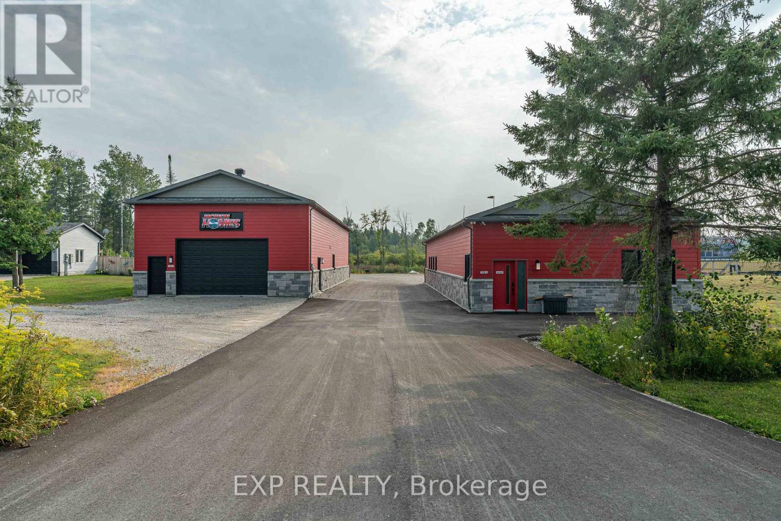 9285 HIGHWAY 15