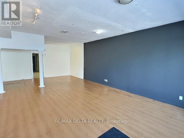 3 – 2848 LAURIER STREET