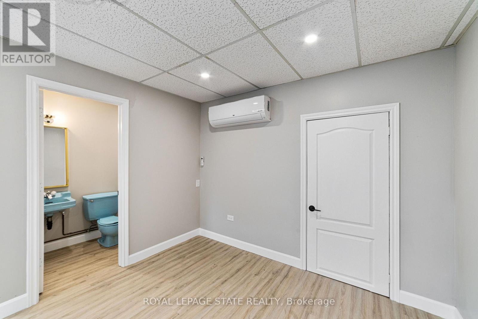 3 – 19 MAIN STREET S