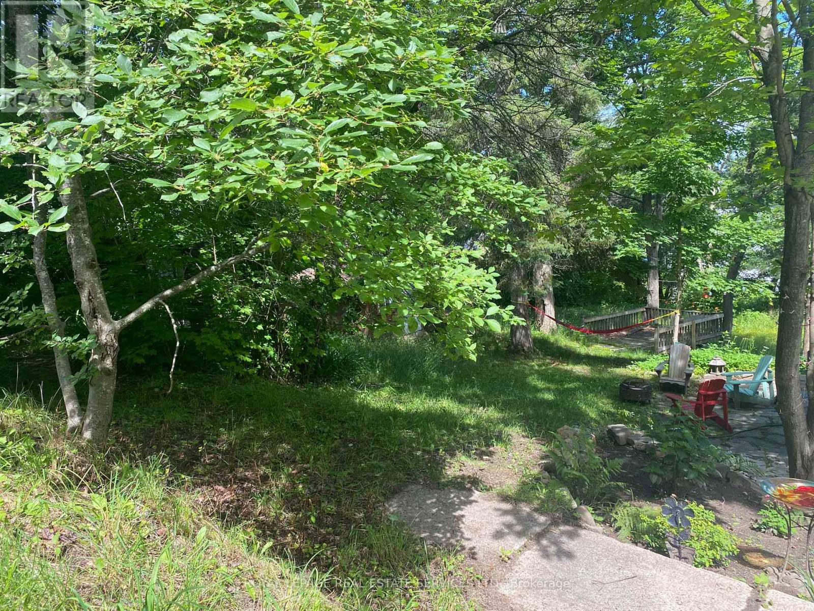 16 CORA STREET E
