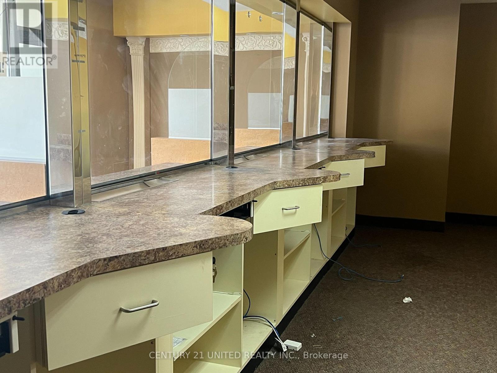 351B GEORGE STREET N