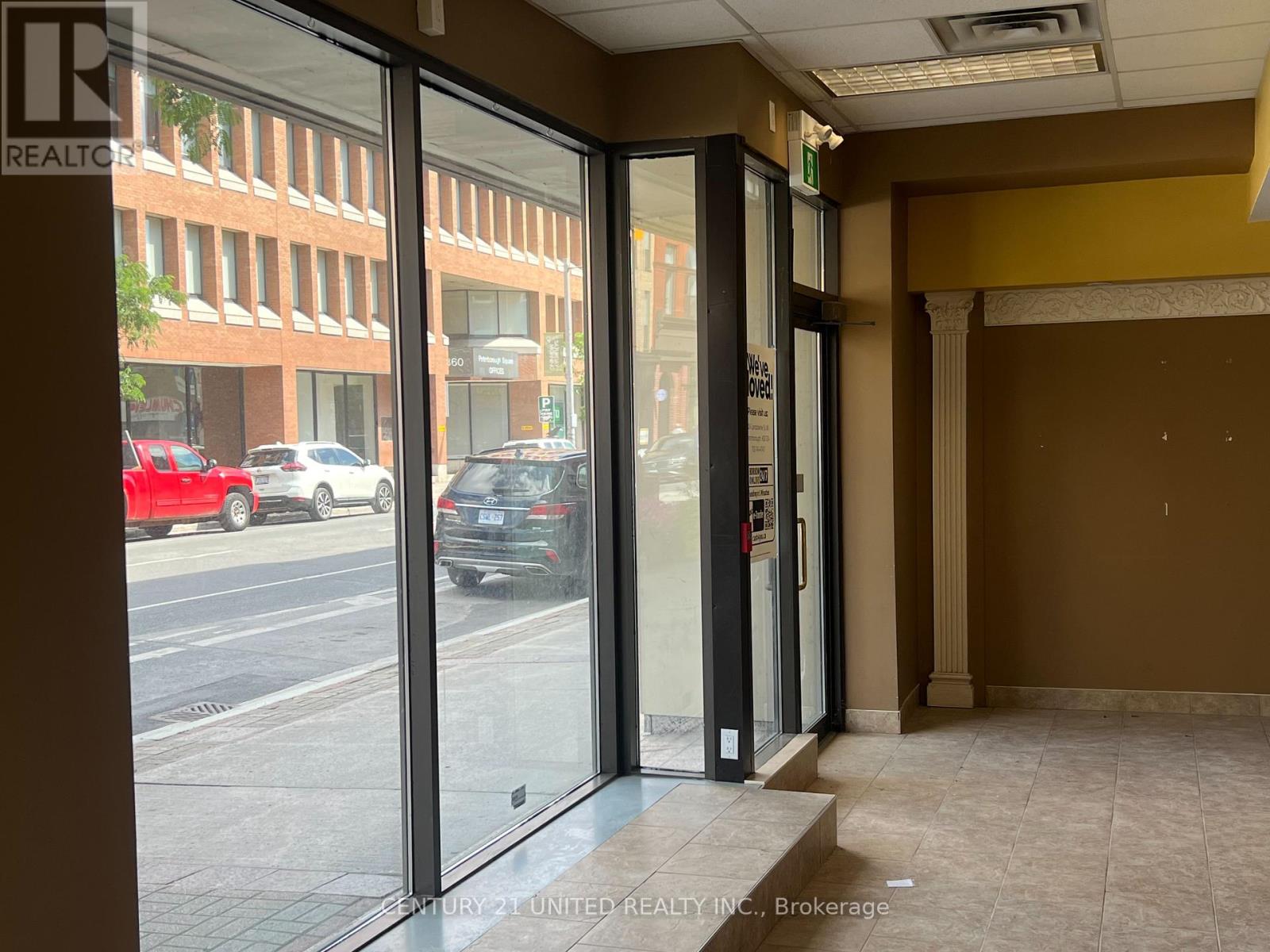 351B GEORGE STREET N