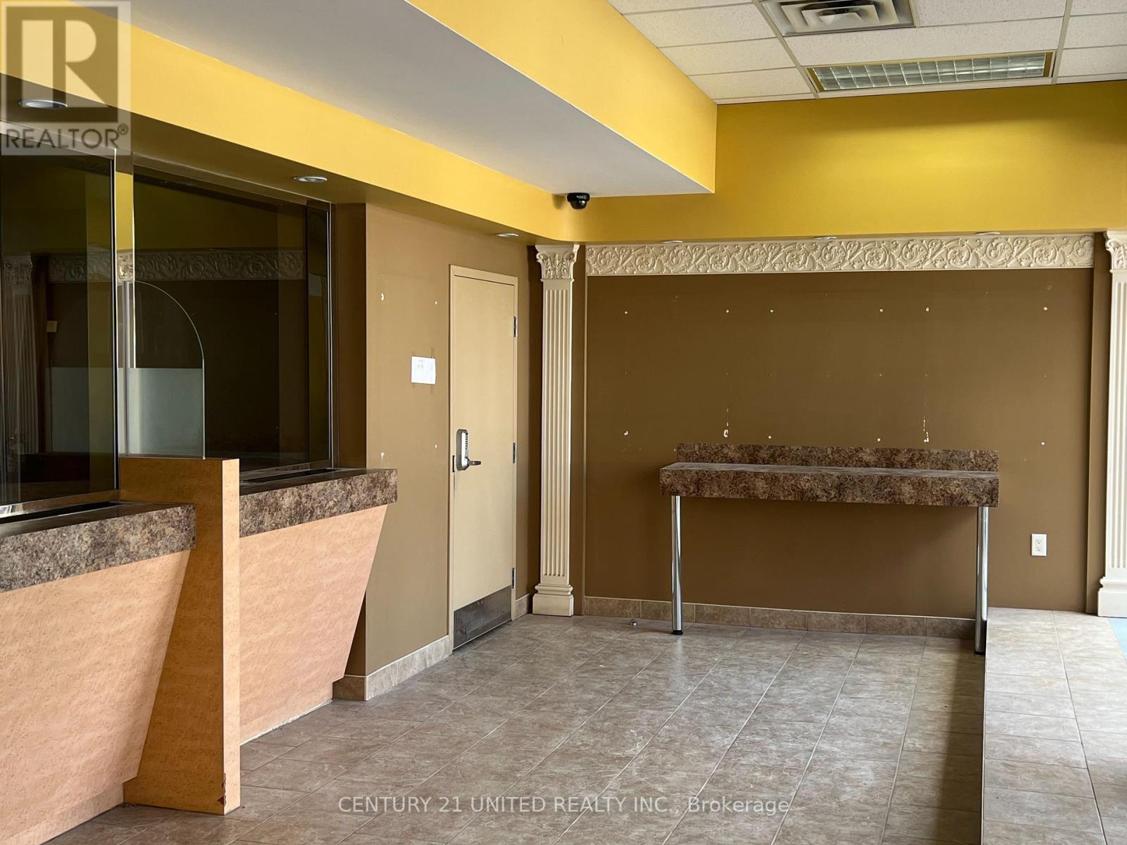 351B GEORGE STREET N