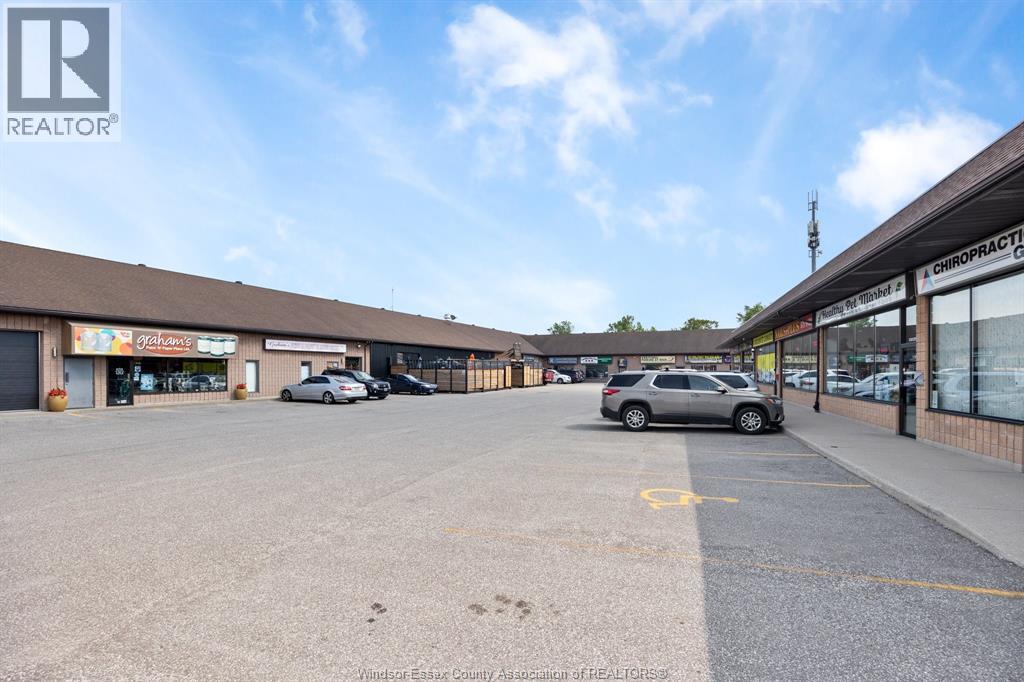 13127 TECUMSEH ROAD EAST East