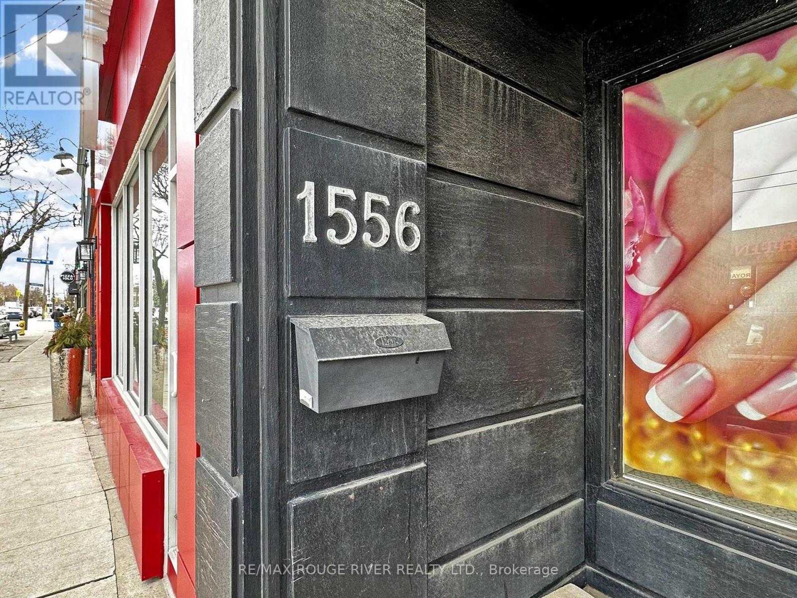 1556 AVENUE ROAD