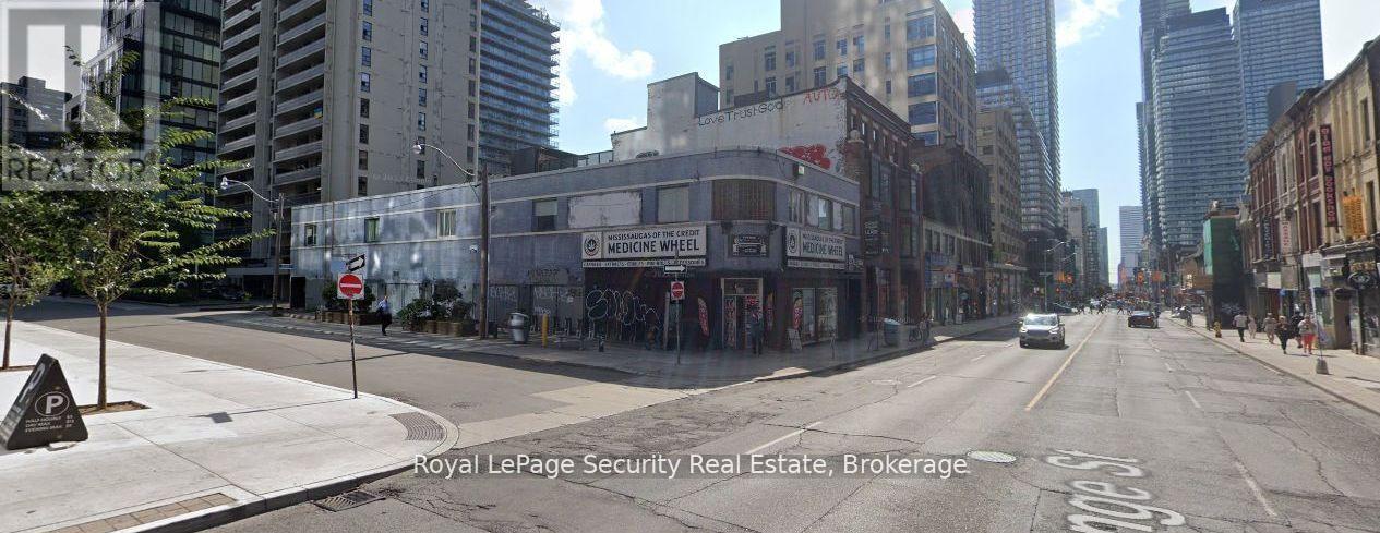 GROUND FLOOR – 579 YONGE STREET