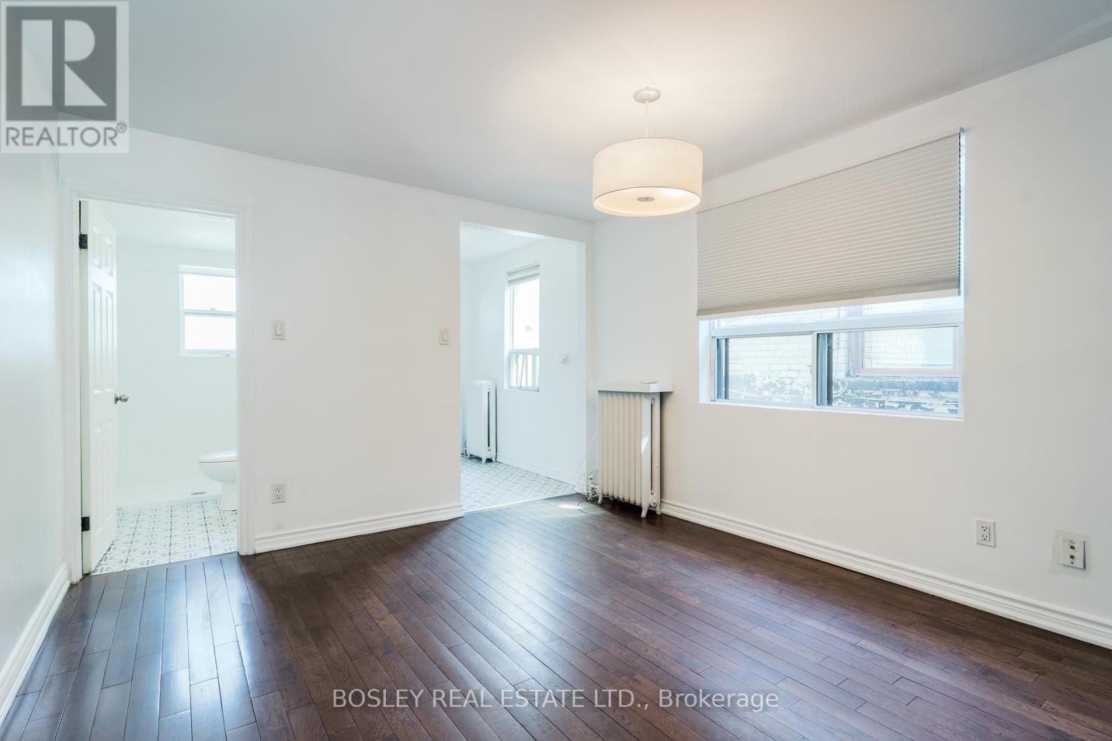 UPPER – 1972 DANFORTH AVENUE E