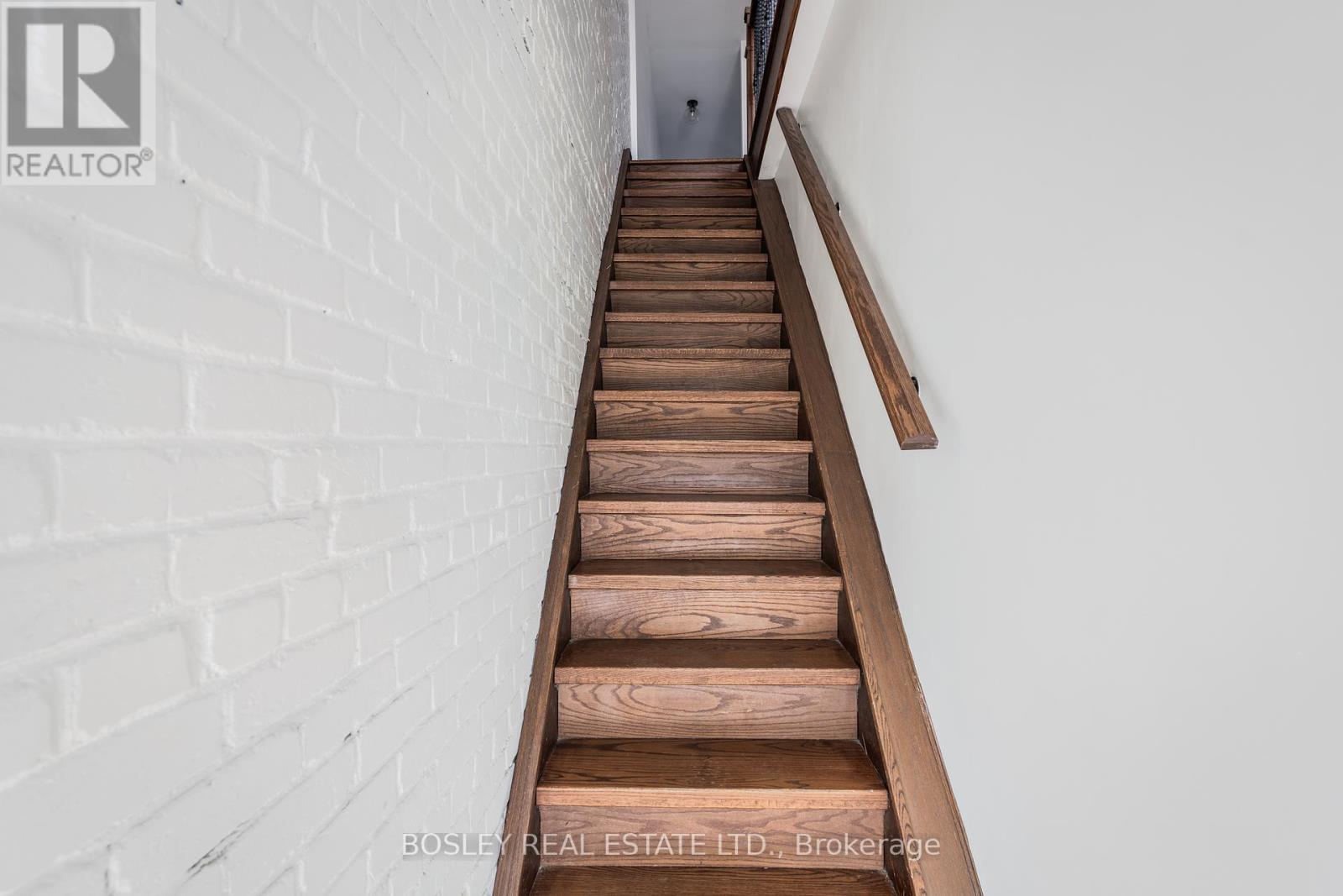 UPPER – 1972 DANFORTH AVENUE E