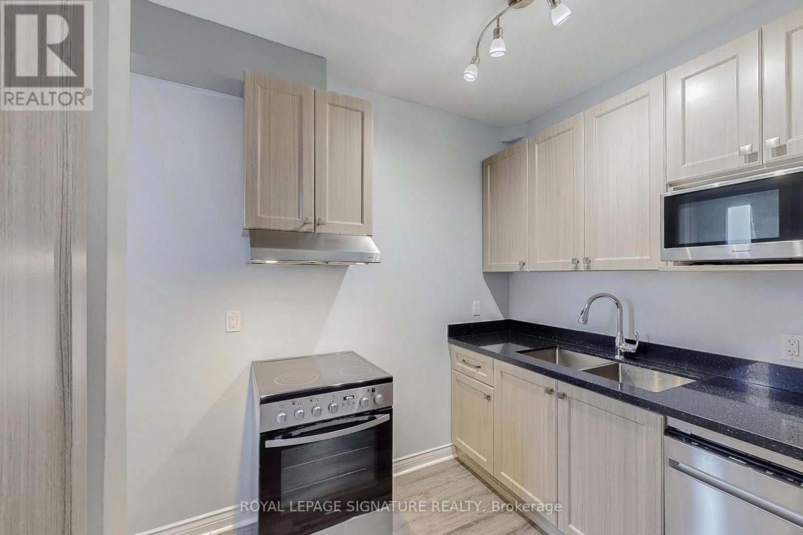 1 – 427 DANFORTH AVENUE