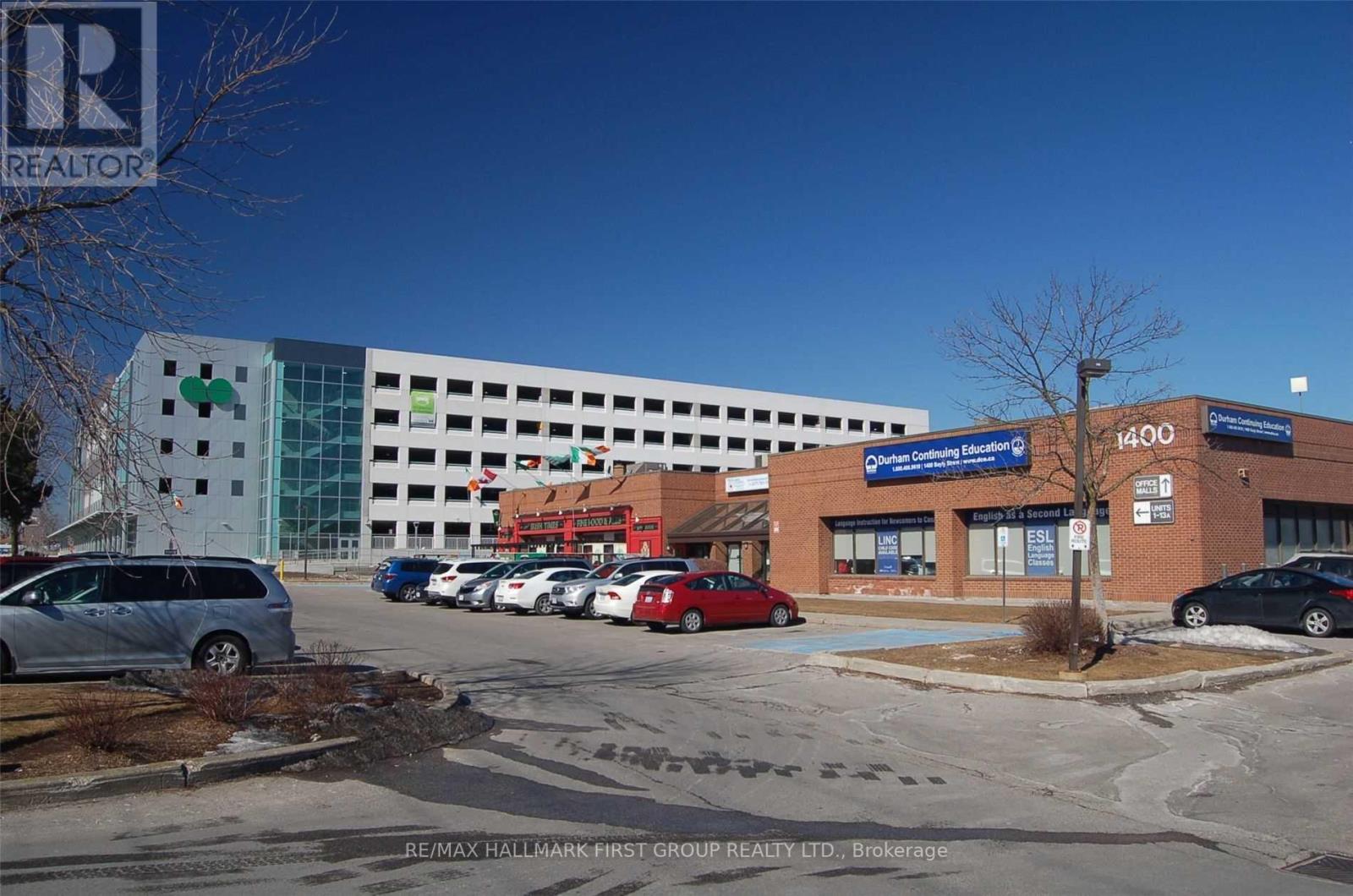 OM1#15B – 1400 BAYLY STREET