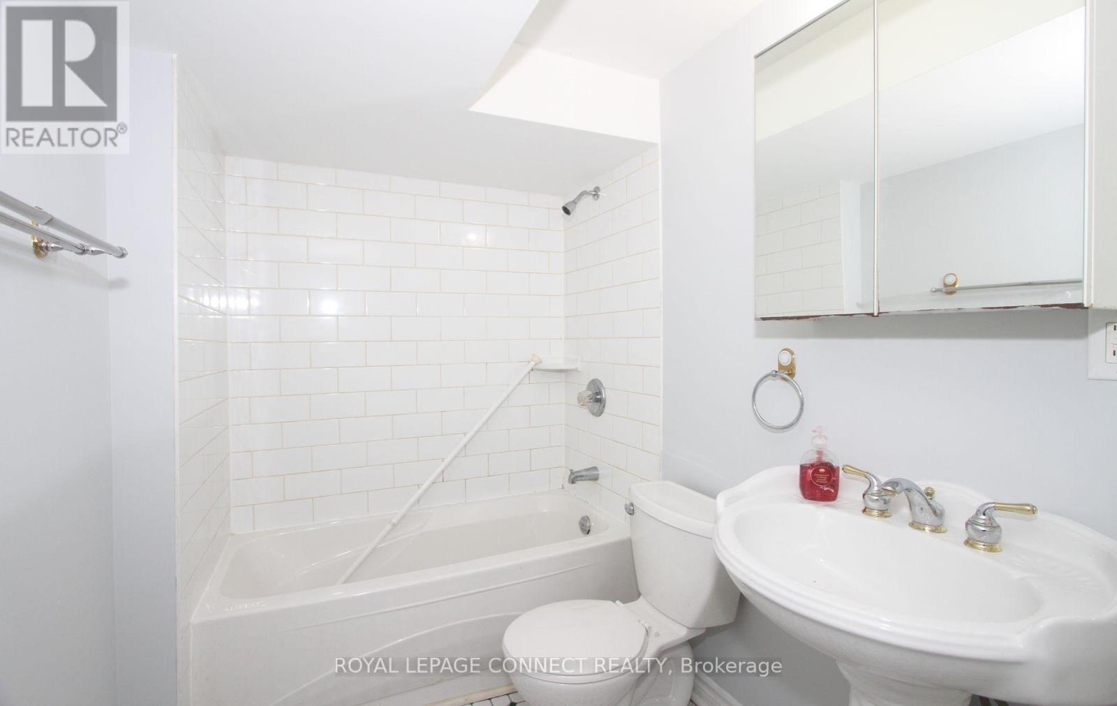 1229A WOODBINE (LOWER) AVENUE