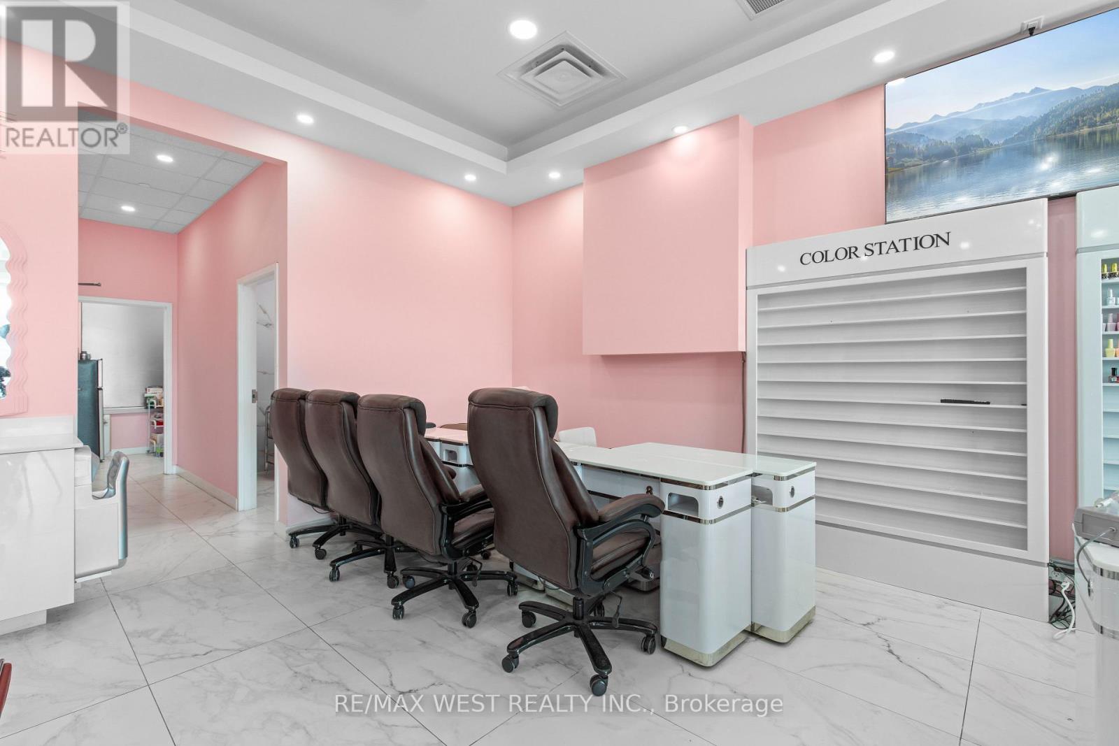 C5 – 3165 MARKHAM ROAD