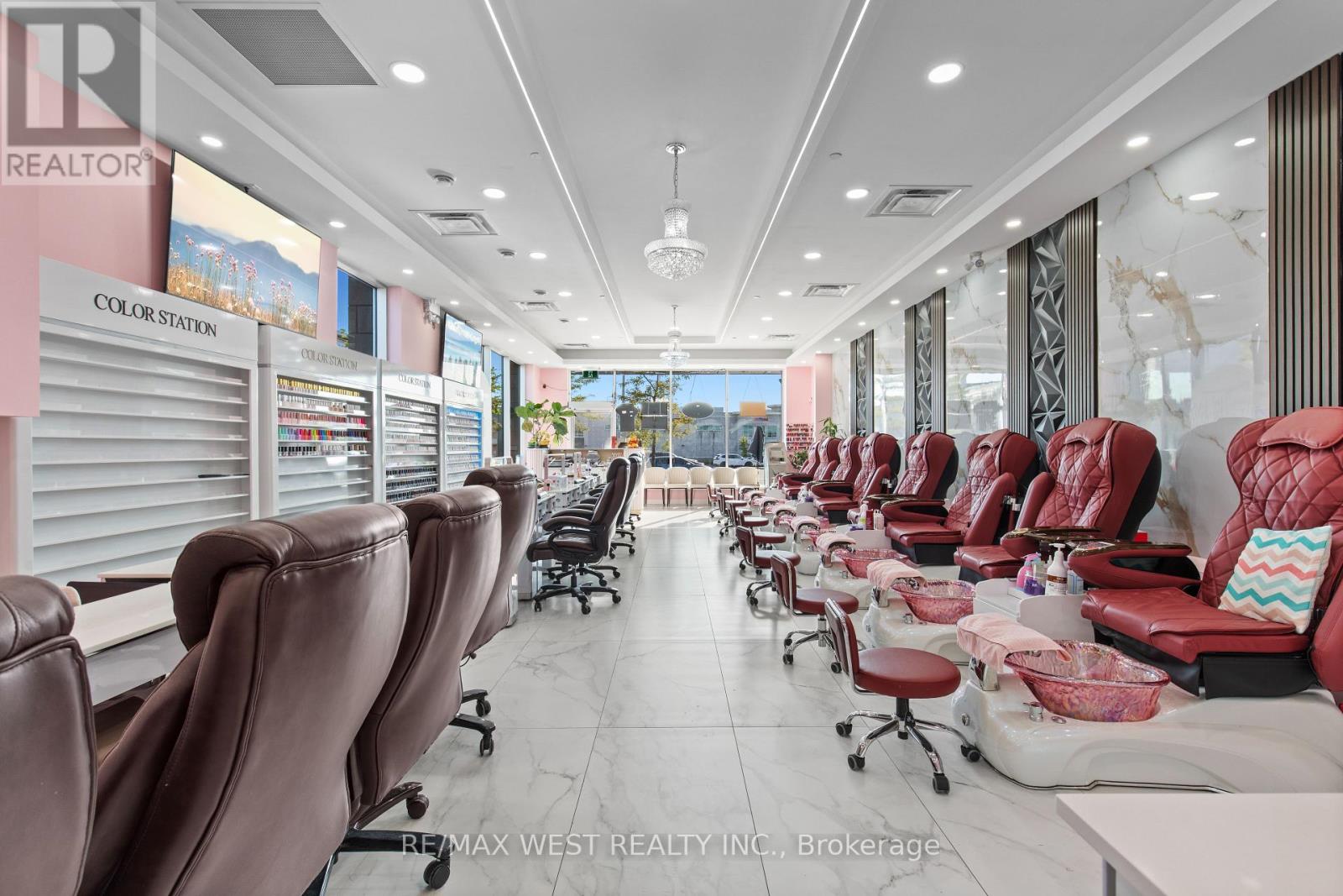 C5 – 3165 MARKHAM ROAD