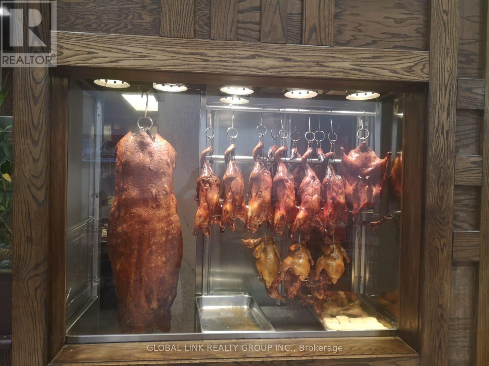 2 & 3 – 8 GLEN WATFORD DRIVE