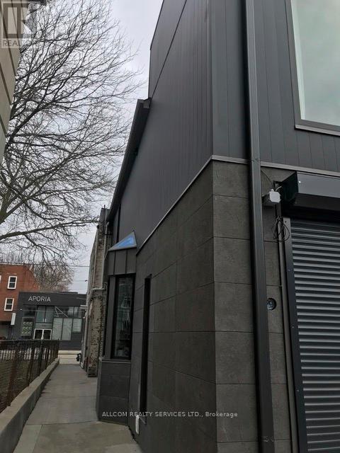 713 GERRARD STREET E