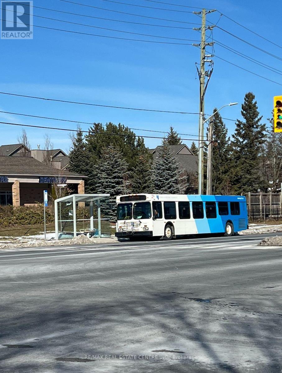 7 – 5 SWAN LAKE BOULEVARD