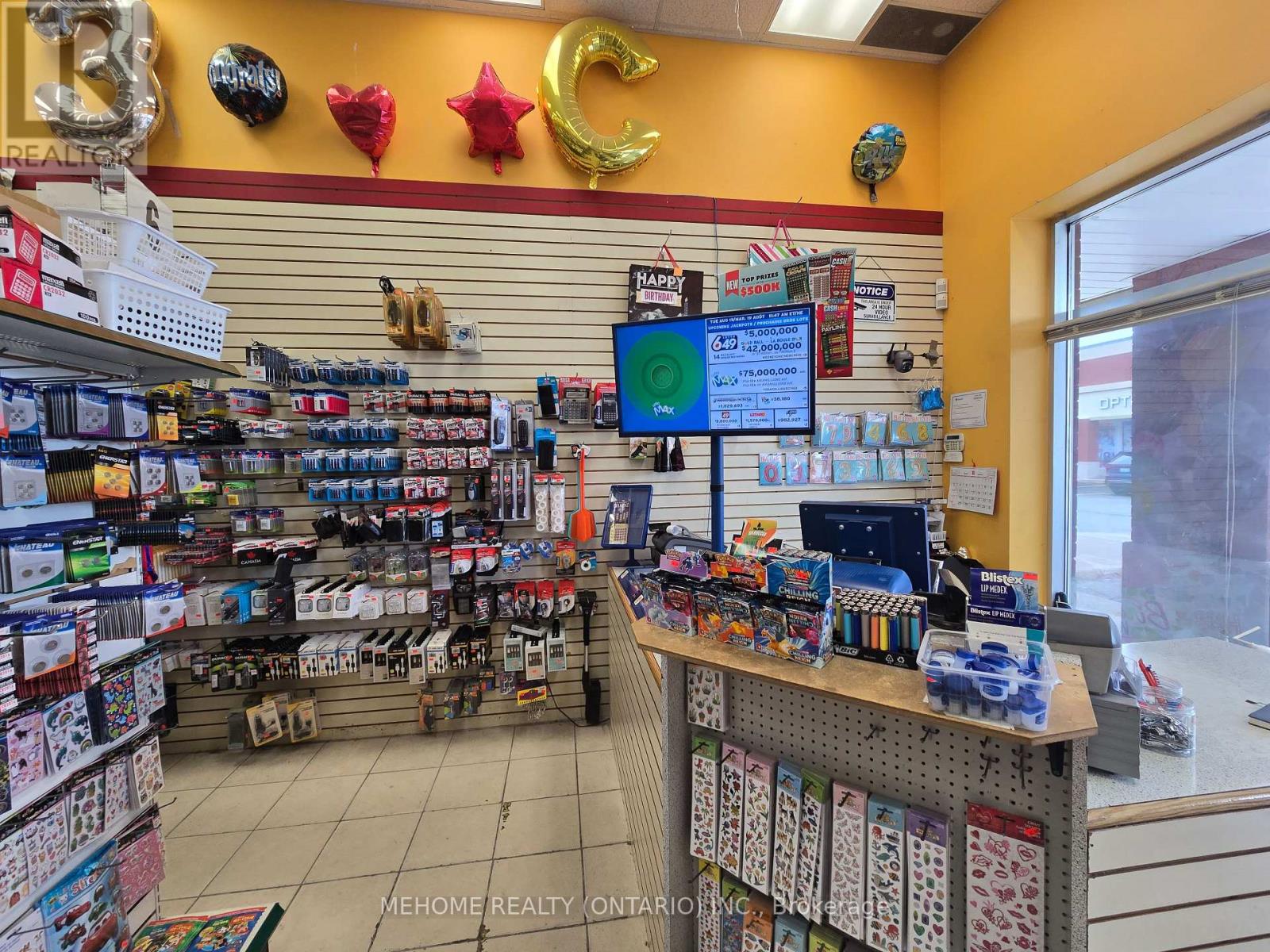 9200 BATHURST STREET