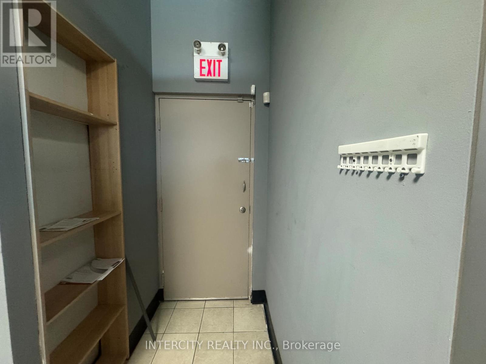 9 – 2100 STEELES AVENUE