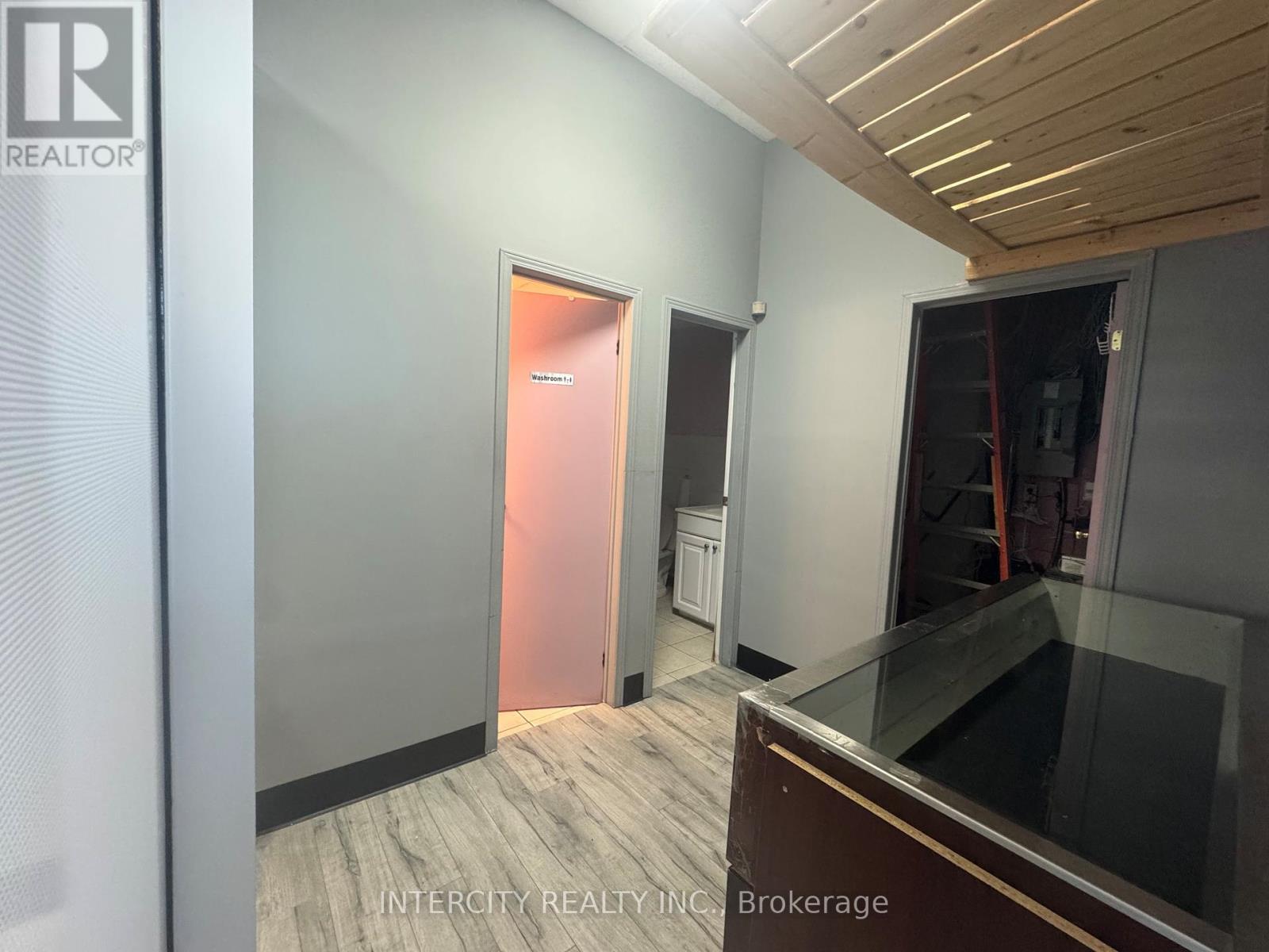 9 – 2100 STEELES AVENUE