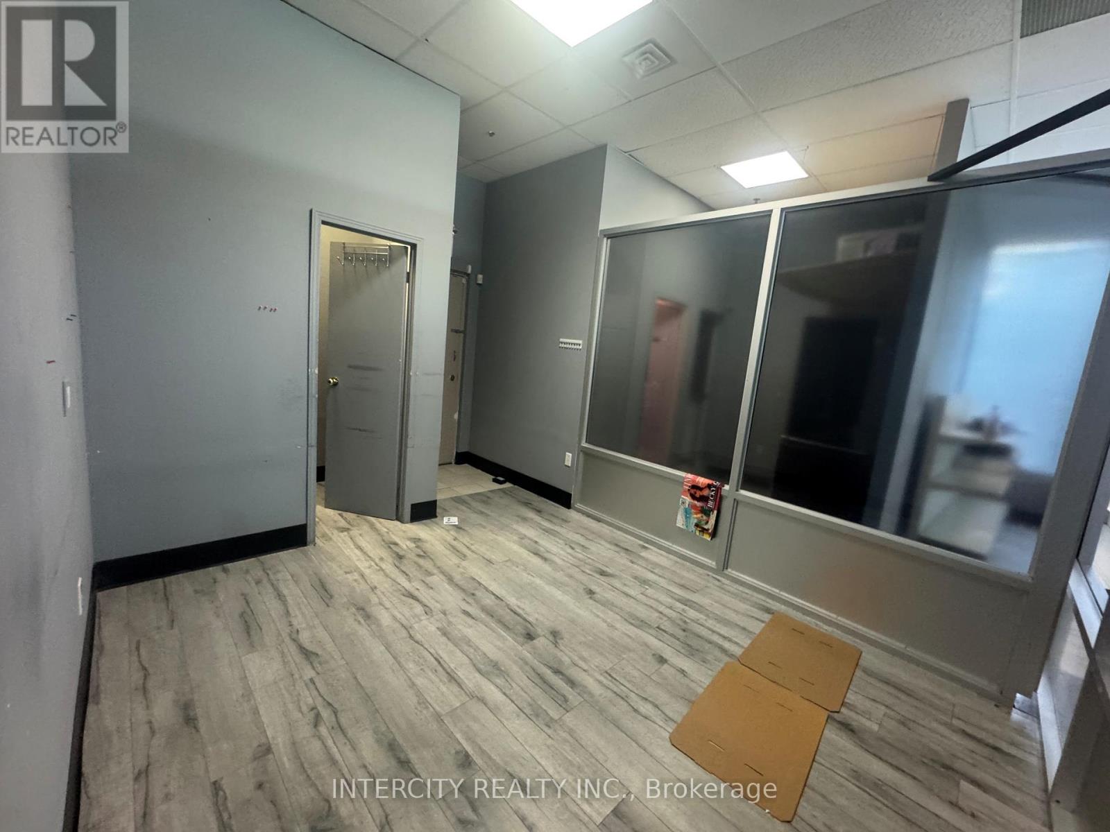 9 – 2100 STEELES AVENUE